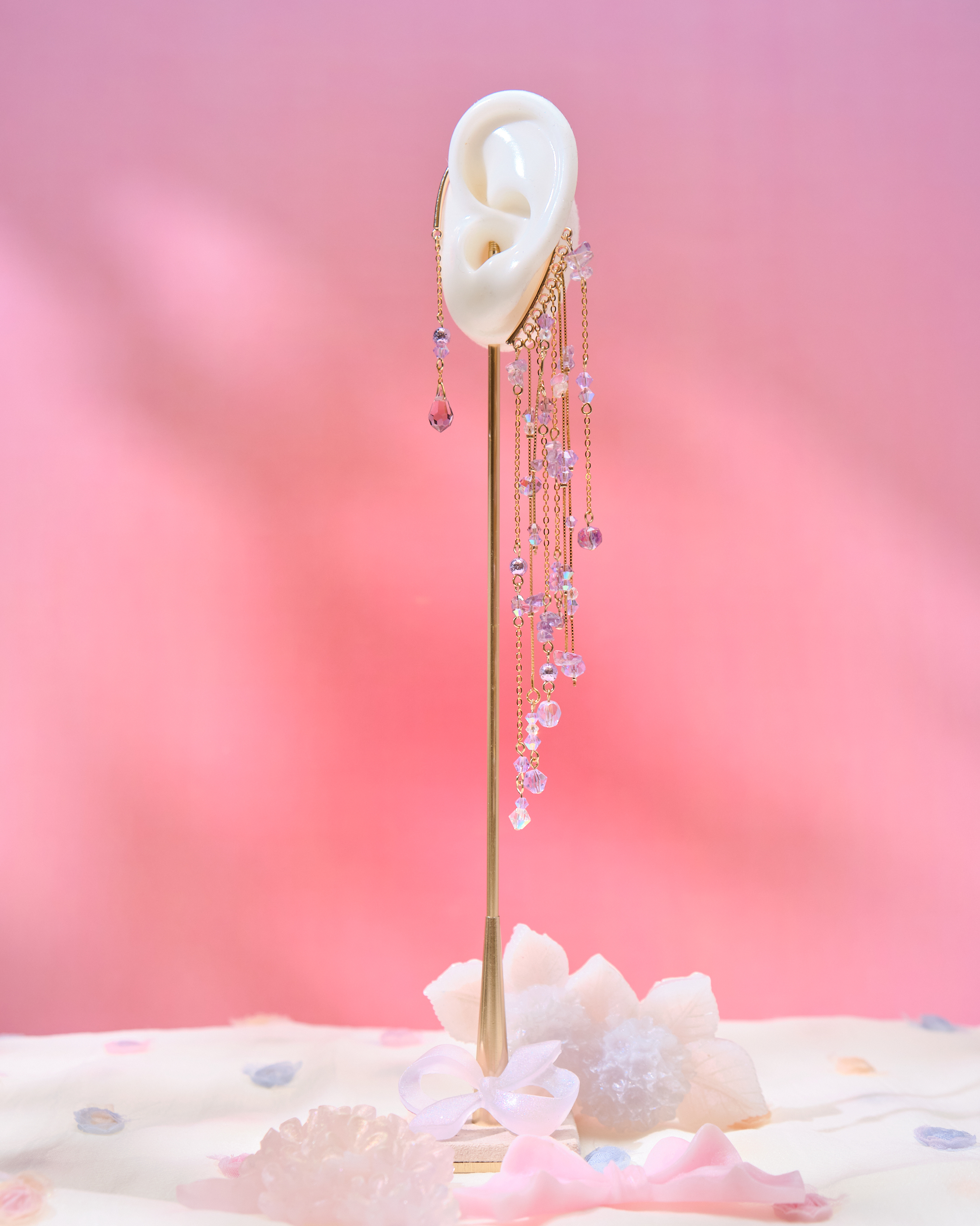 13604 Gleaming Breeze Ear Cuff