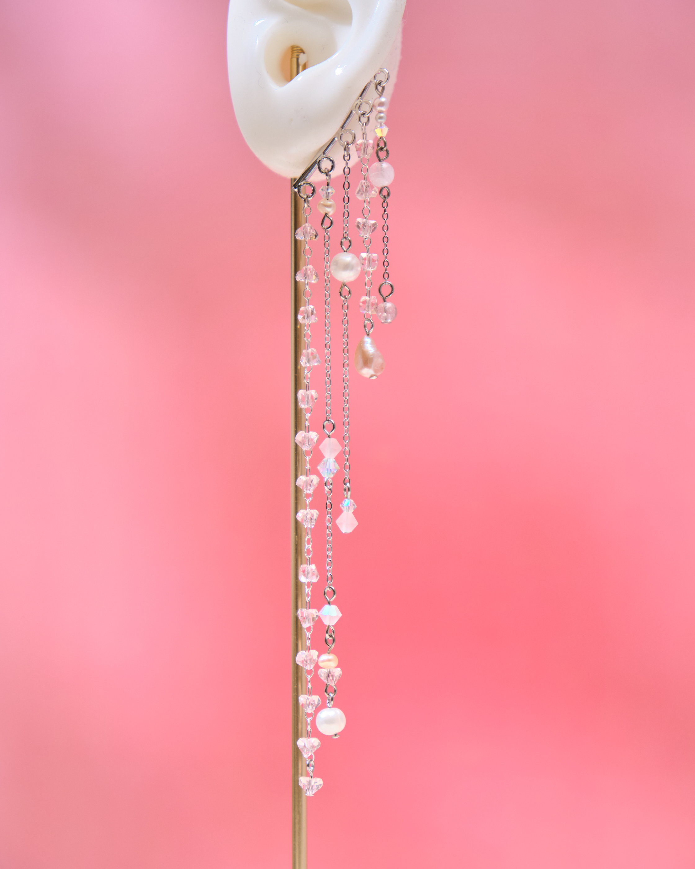 13603 Gleaming Breeze Ear Cuff