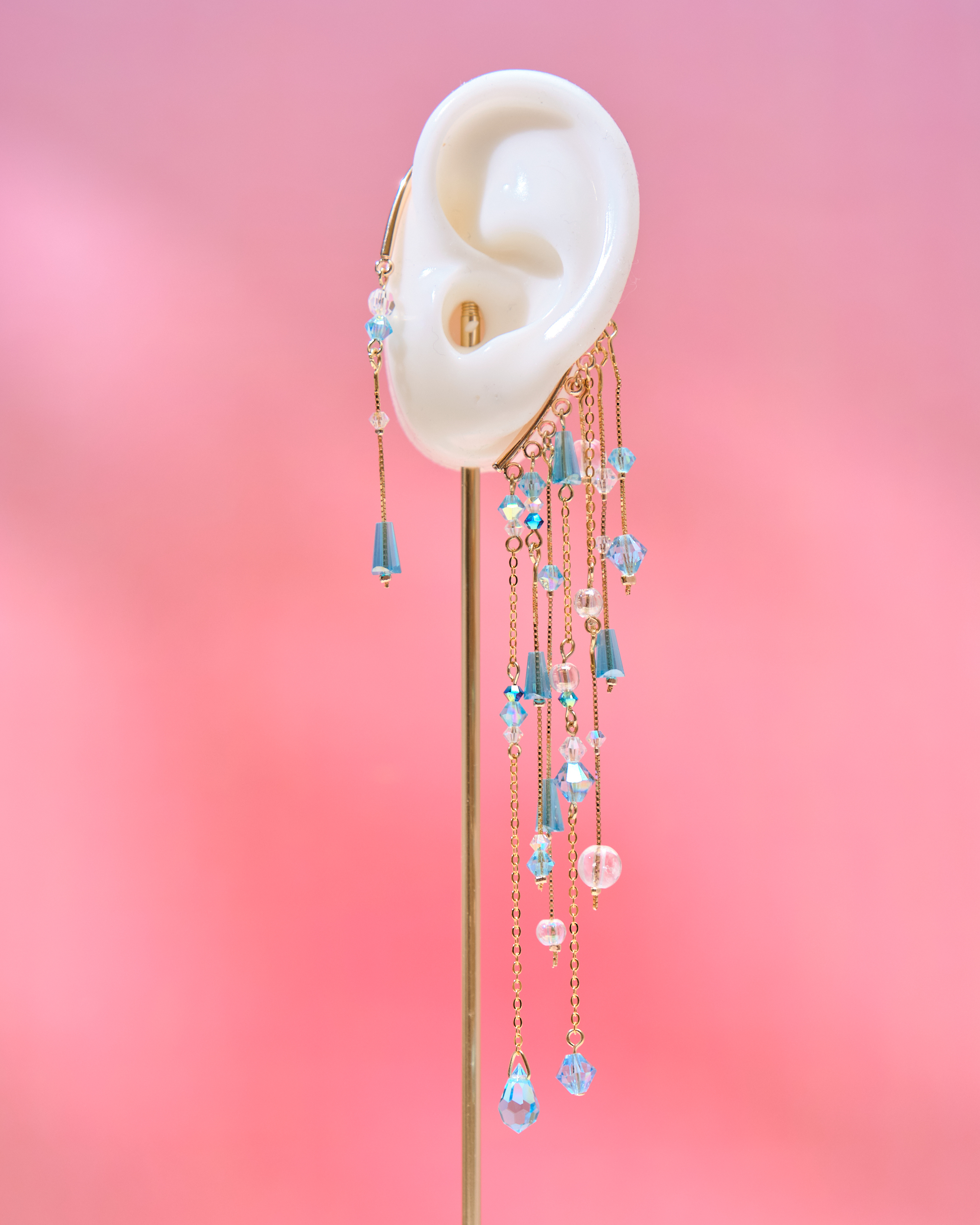 13602 Gleaming Breeze Ear Cuff