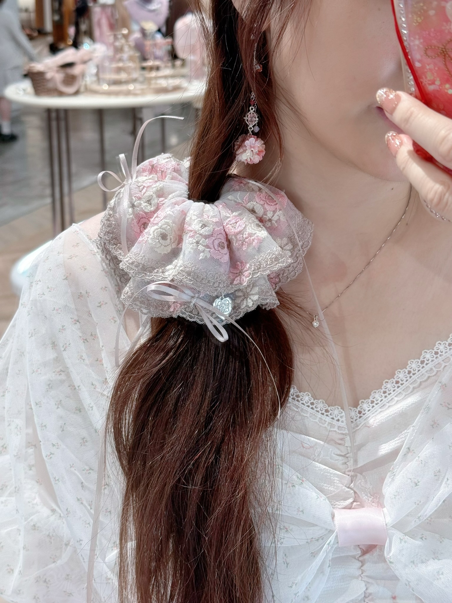 13589 Sweet Bubbly Scrunchie