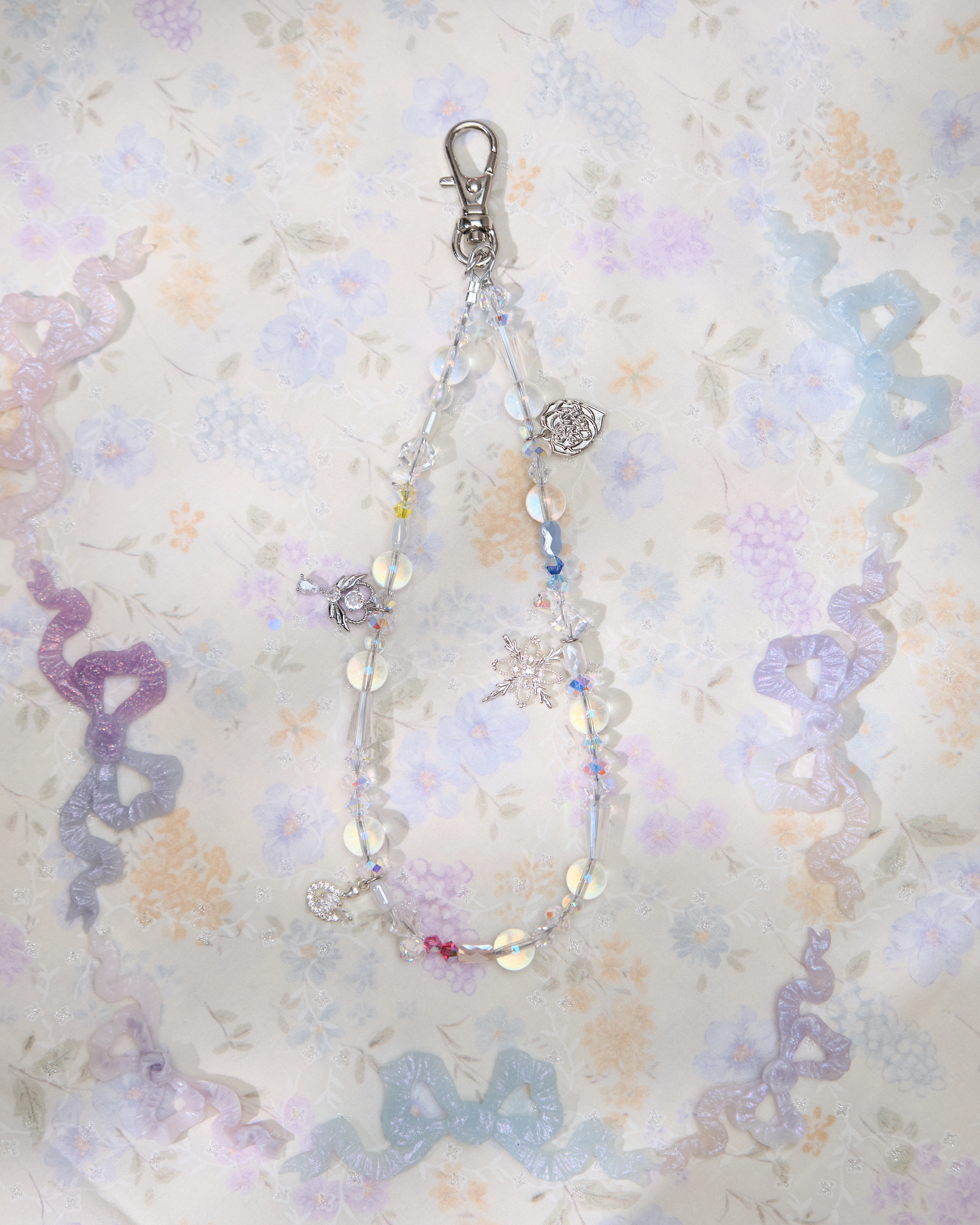 13583 ShinyTwinkling Short Phone Strap