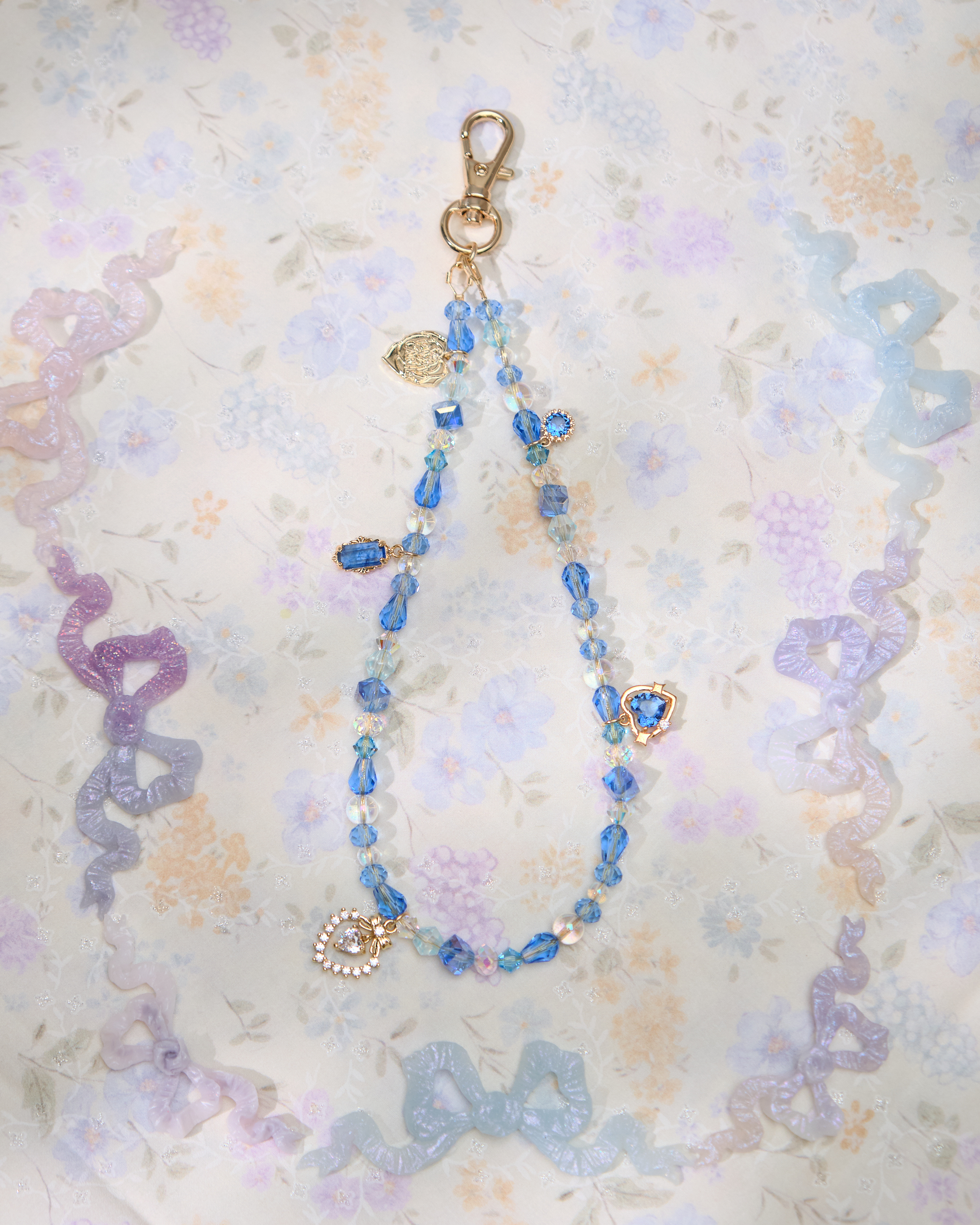 13582 ShinyTwinkling Short Phone Strap