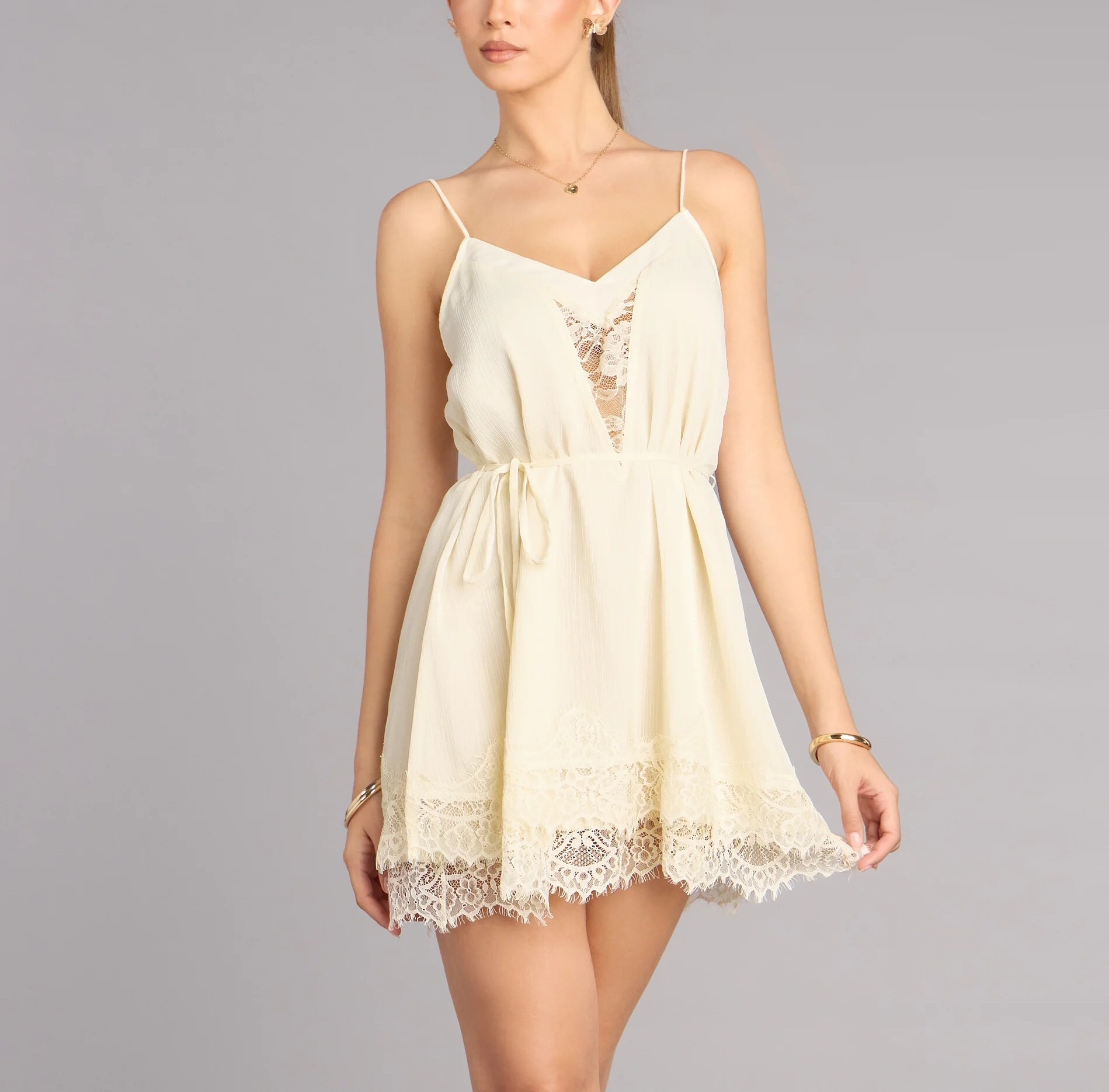 Cream Yellow奶油黃色蕾絲綁帶Dress