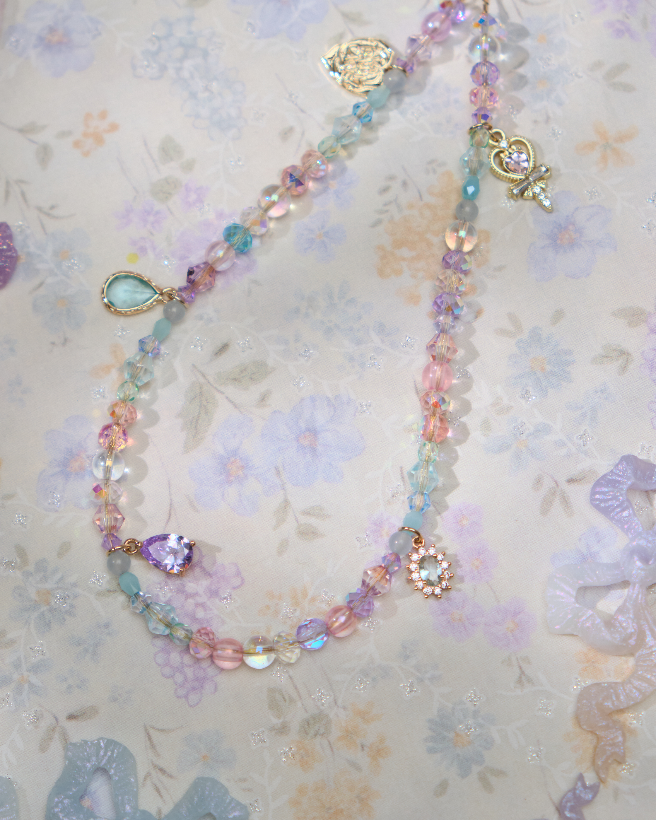 13581 ShinyTwinkling Short Phone Strap