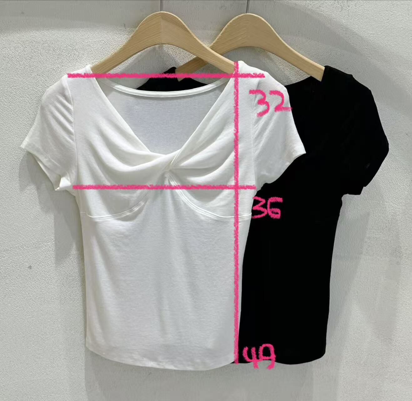 SU6155 扭結蝴蝶領上衣