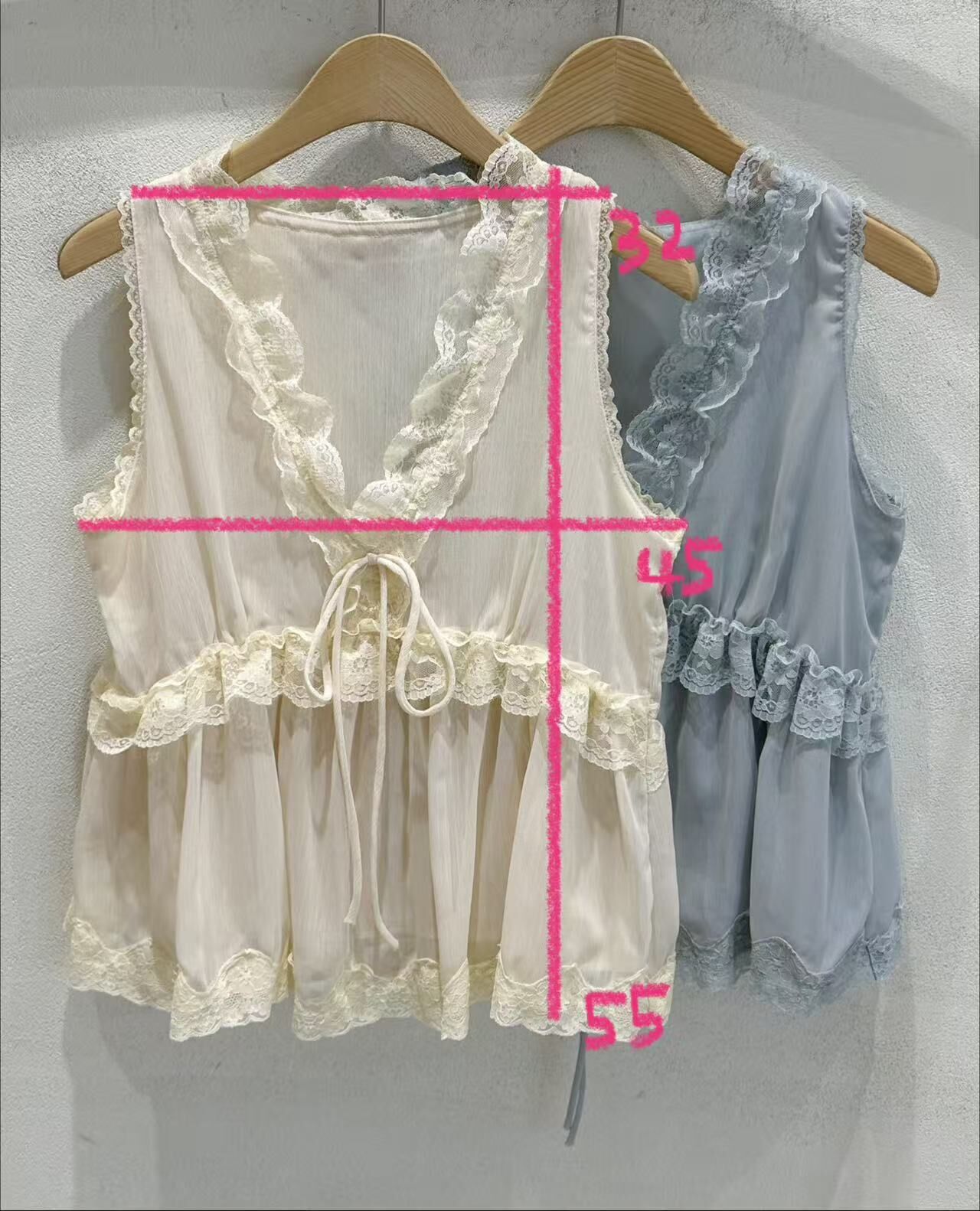 SU6159 荷葉花邊絲質上衣