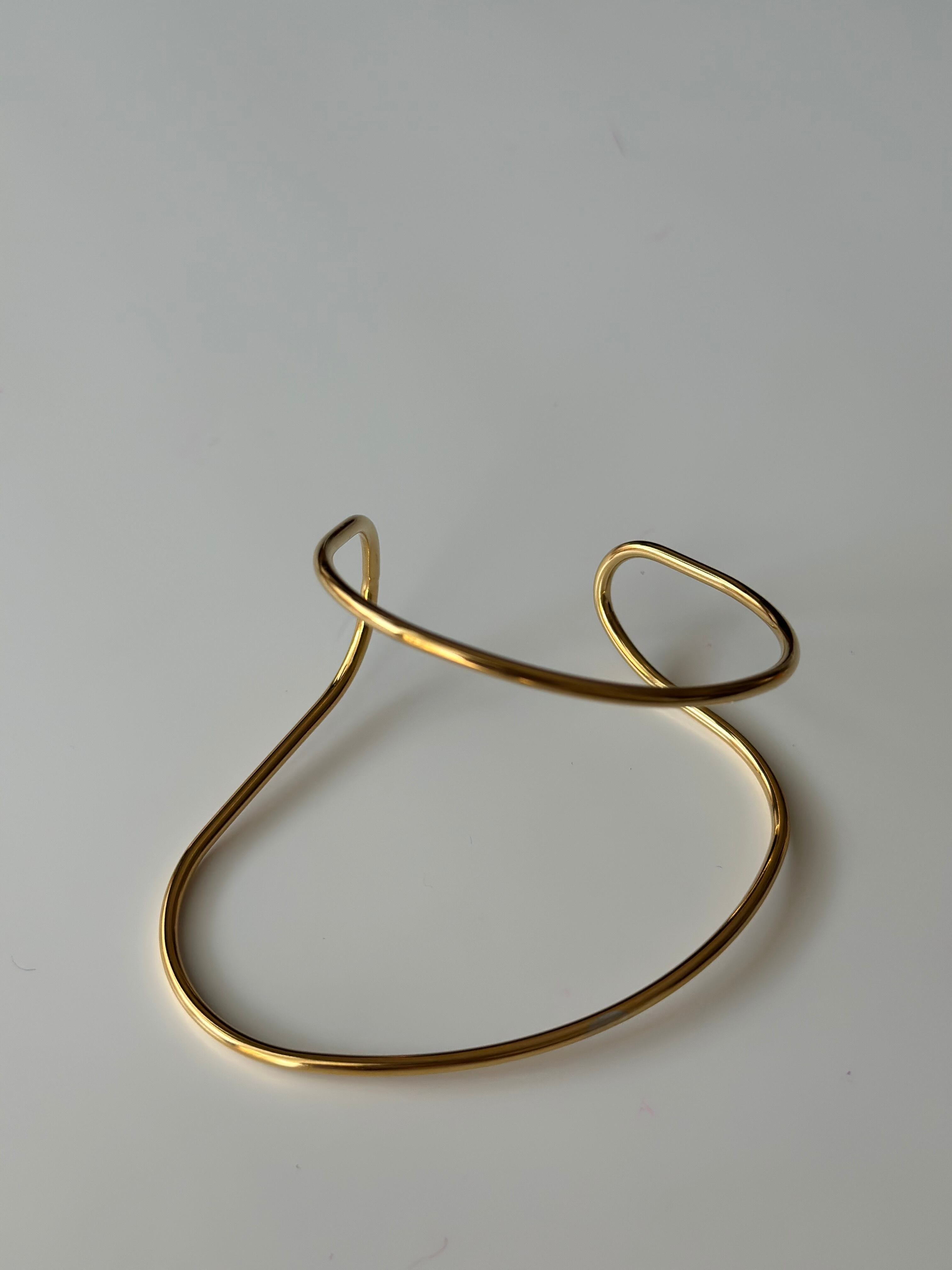 SS aura ripple bangle