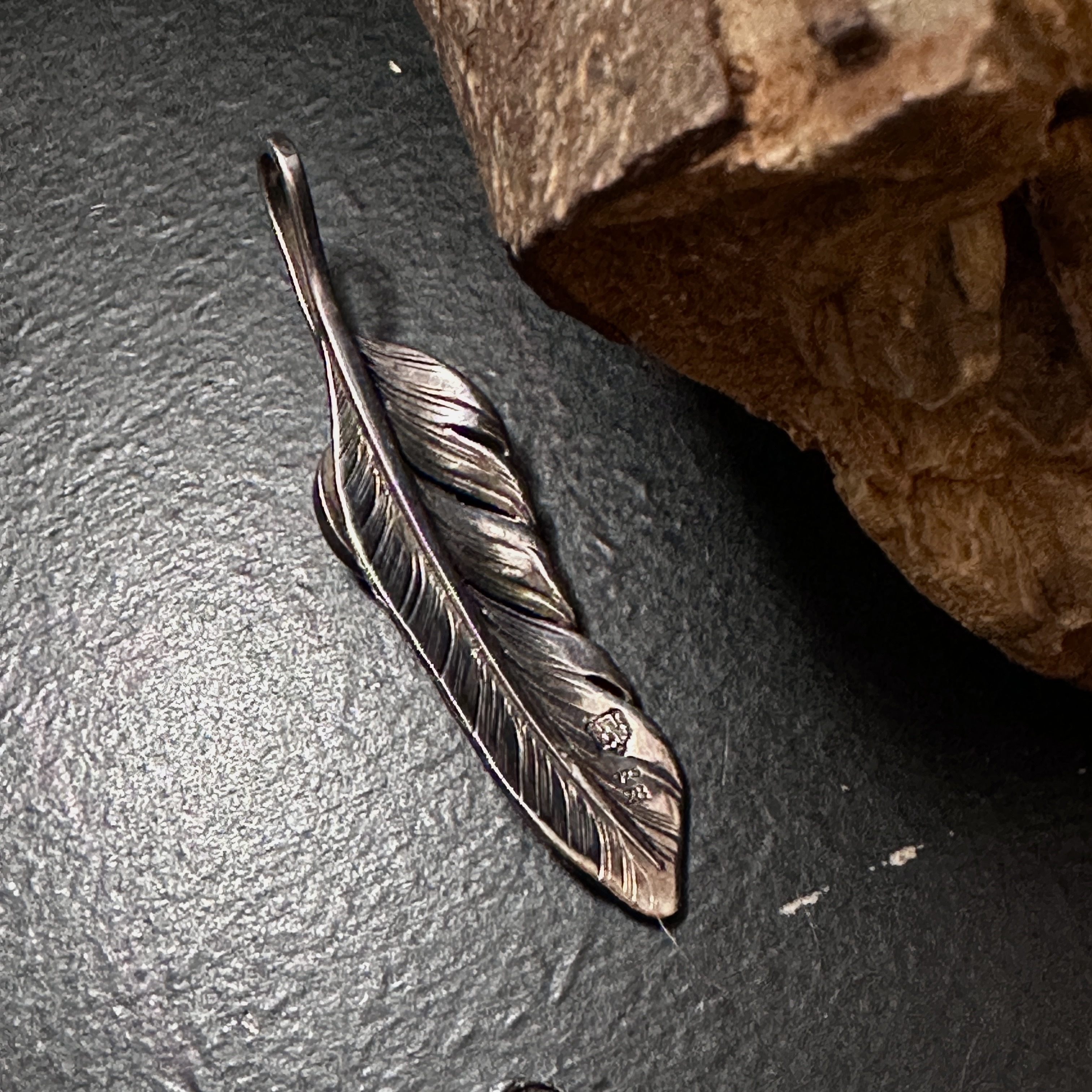 * L(7cm)鑲美國Kingman 水波紋松石銀羽