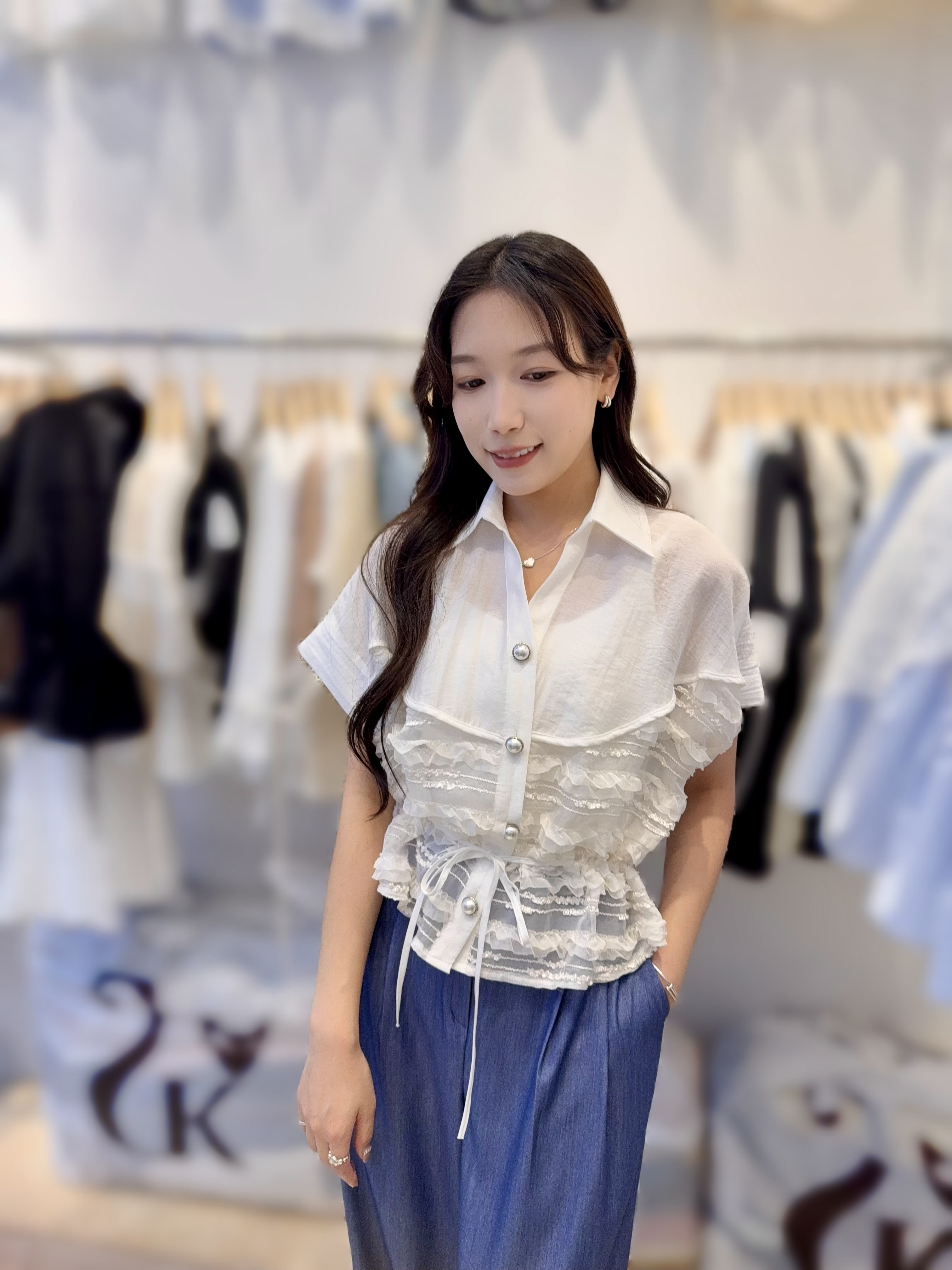 AE45 校長福利價 胸47 長21 $539 (一口價)
