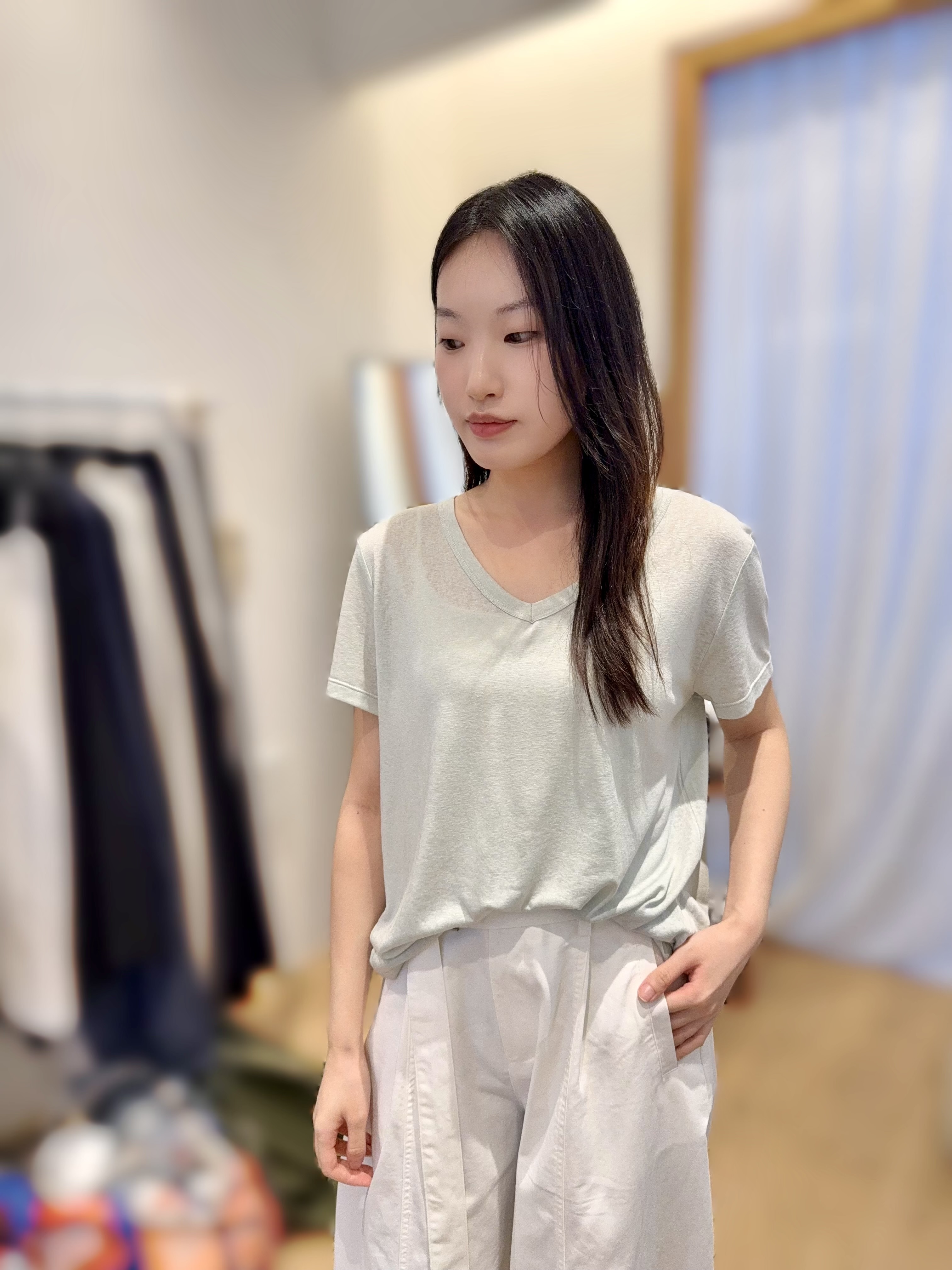 AQ16 胸39 長24 $419 (一口價)