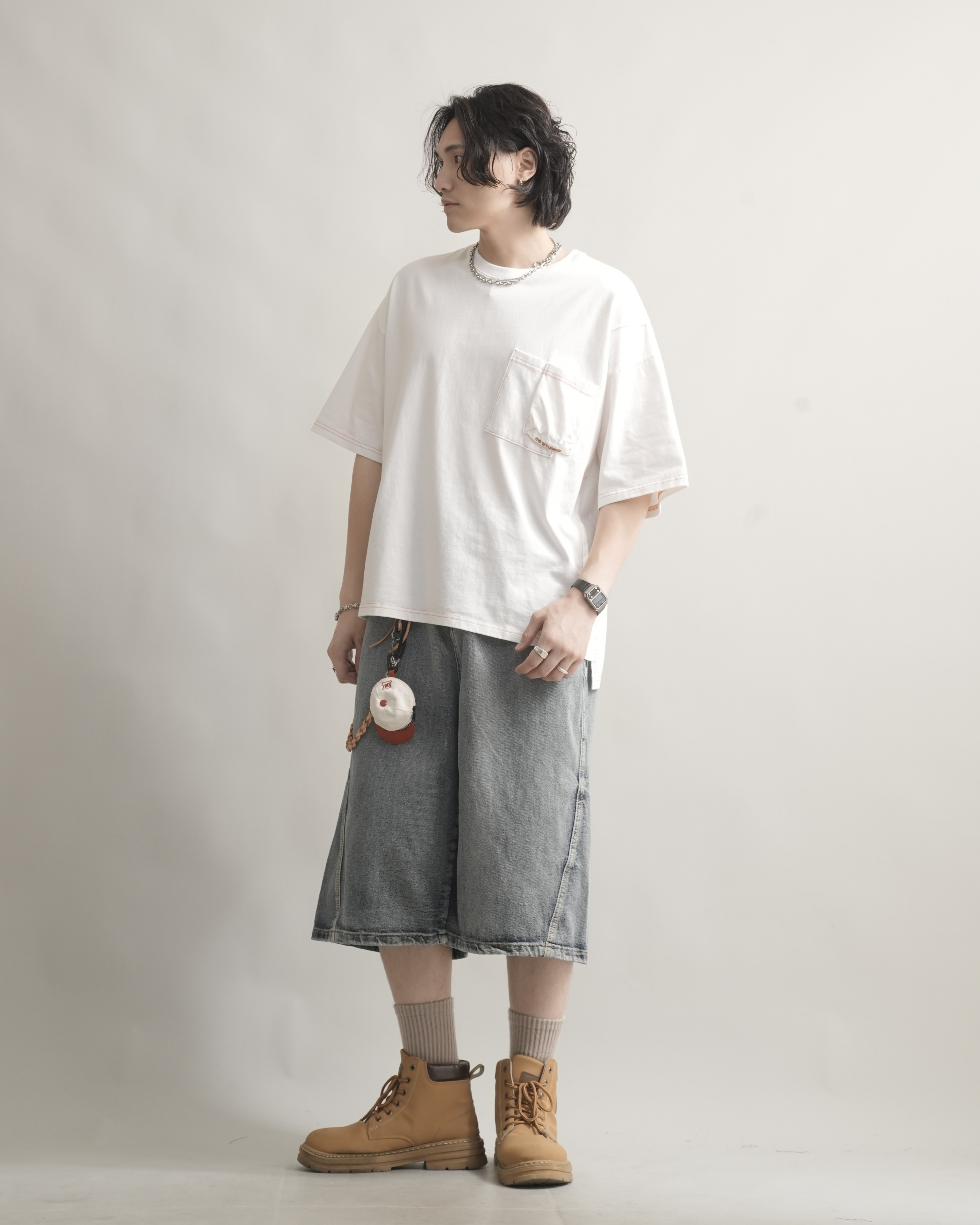 MR031  重疊口袋反車線TEE - 白色