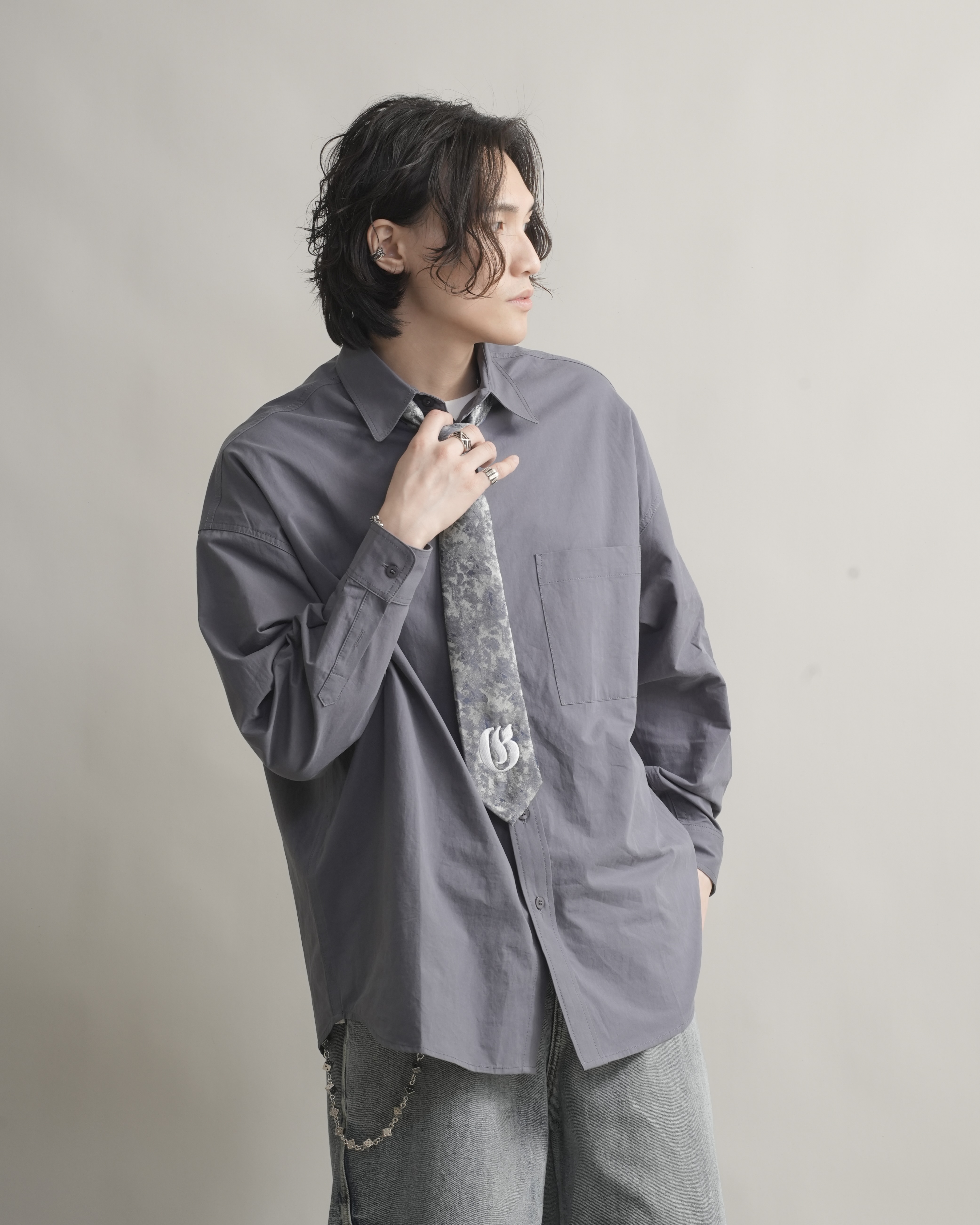 MR022  寬版落肩襯衫 - 霧藍