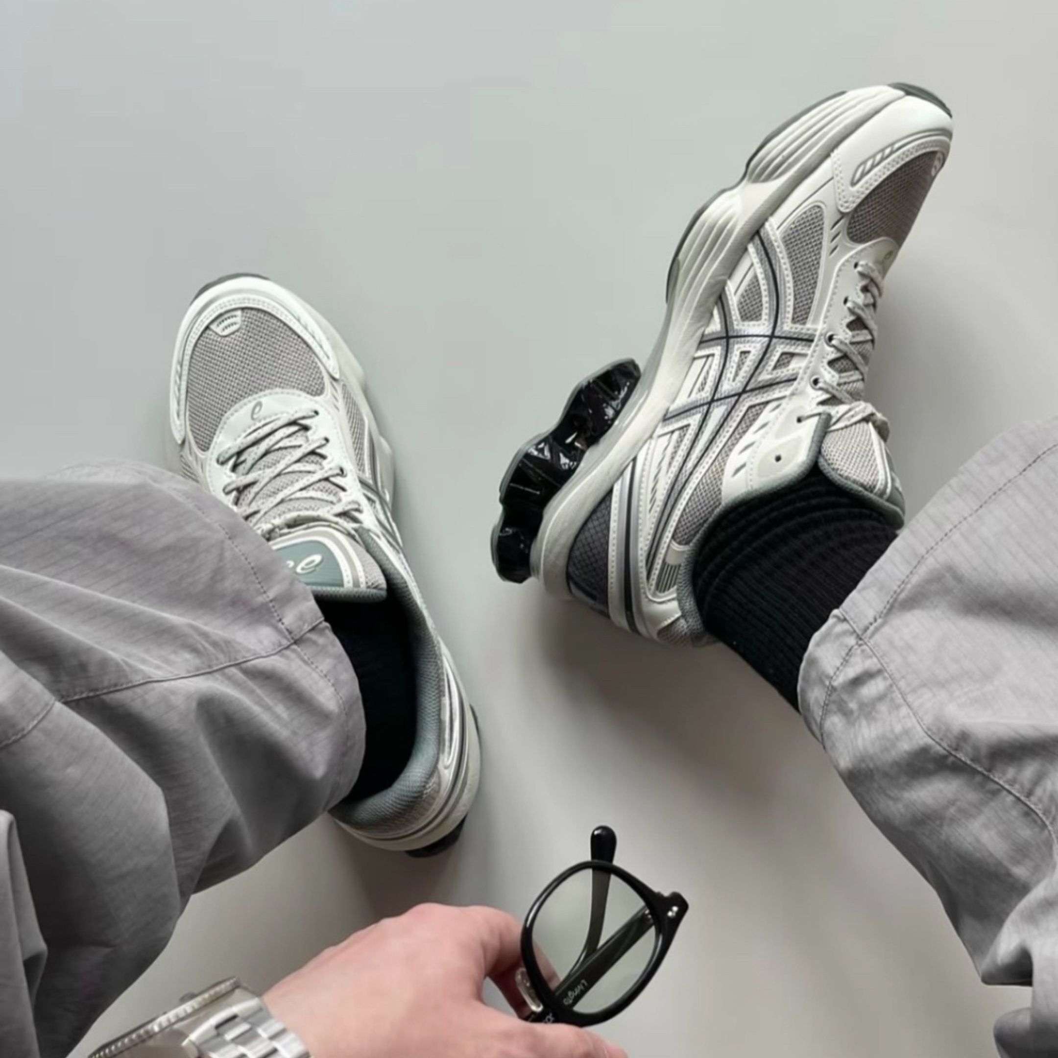 NICEDAY 代購 ASICS GEL-KINETIC FLUENT 灰銀色 城市 休閒 韓系 支撐 通勤 1203A591-021