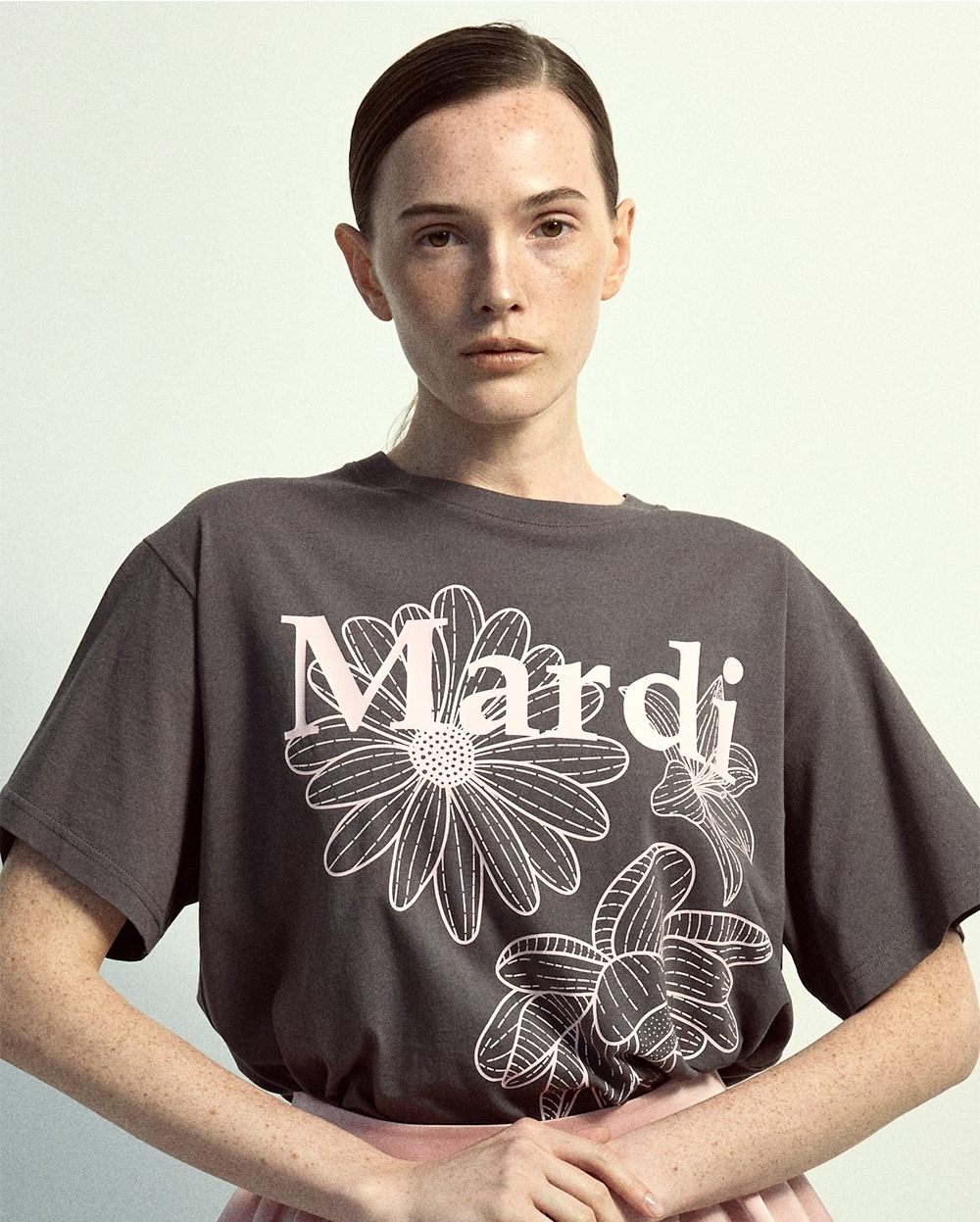 MARDI MERCREDI T-SHIRT TRIPLE FLOWER (2 Colours)