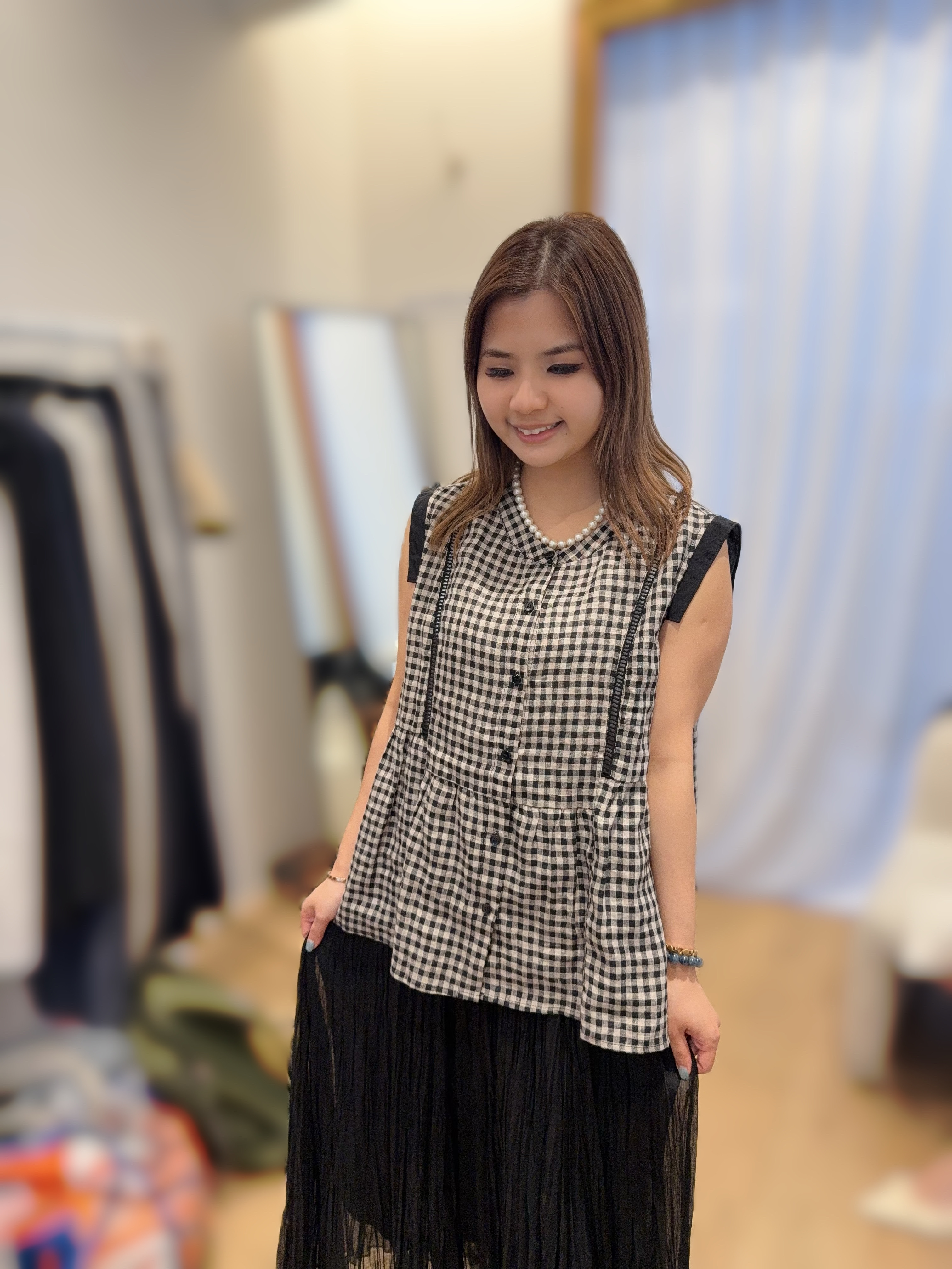 AQ20   上身 只有黑   胸44 長24 $519 (一口價)
