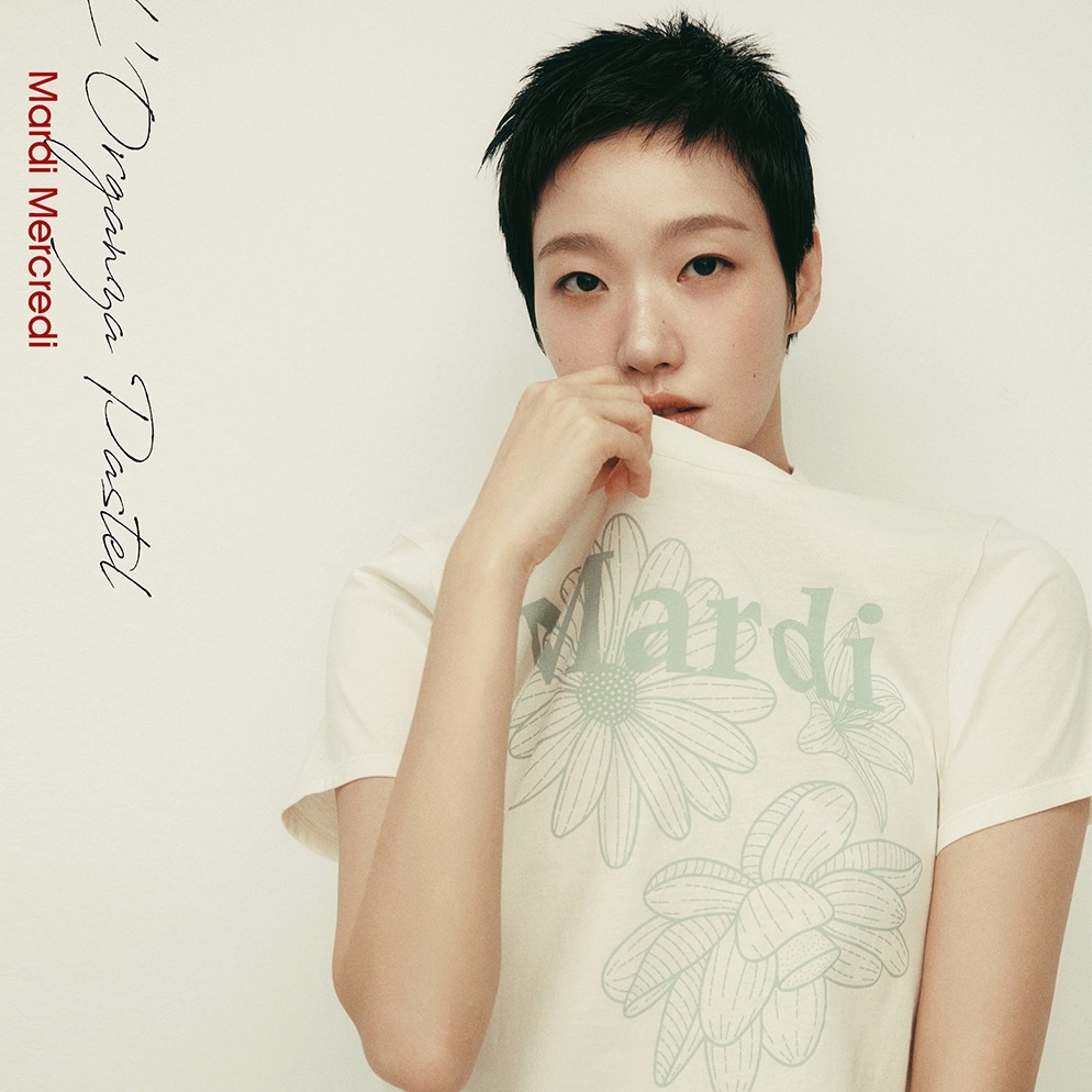 MARDI MERCREDI SLIM TSHIRT TRIPLE FLOWER (5 Colours)