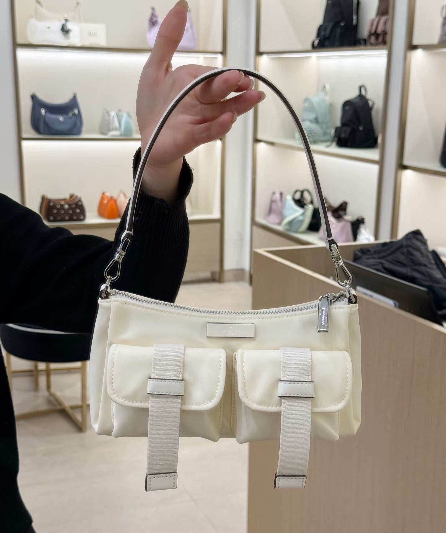 【預購】Kate Spade H043064 白色雙口袋斜孭袋