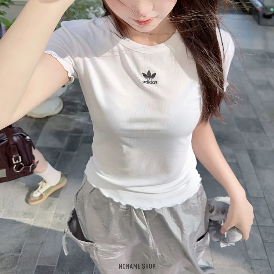 ADIDAS ESSENTIALS 三葉草 木耳邊 短袖 (女款)