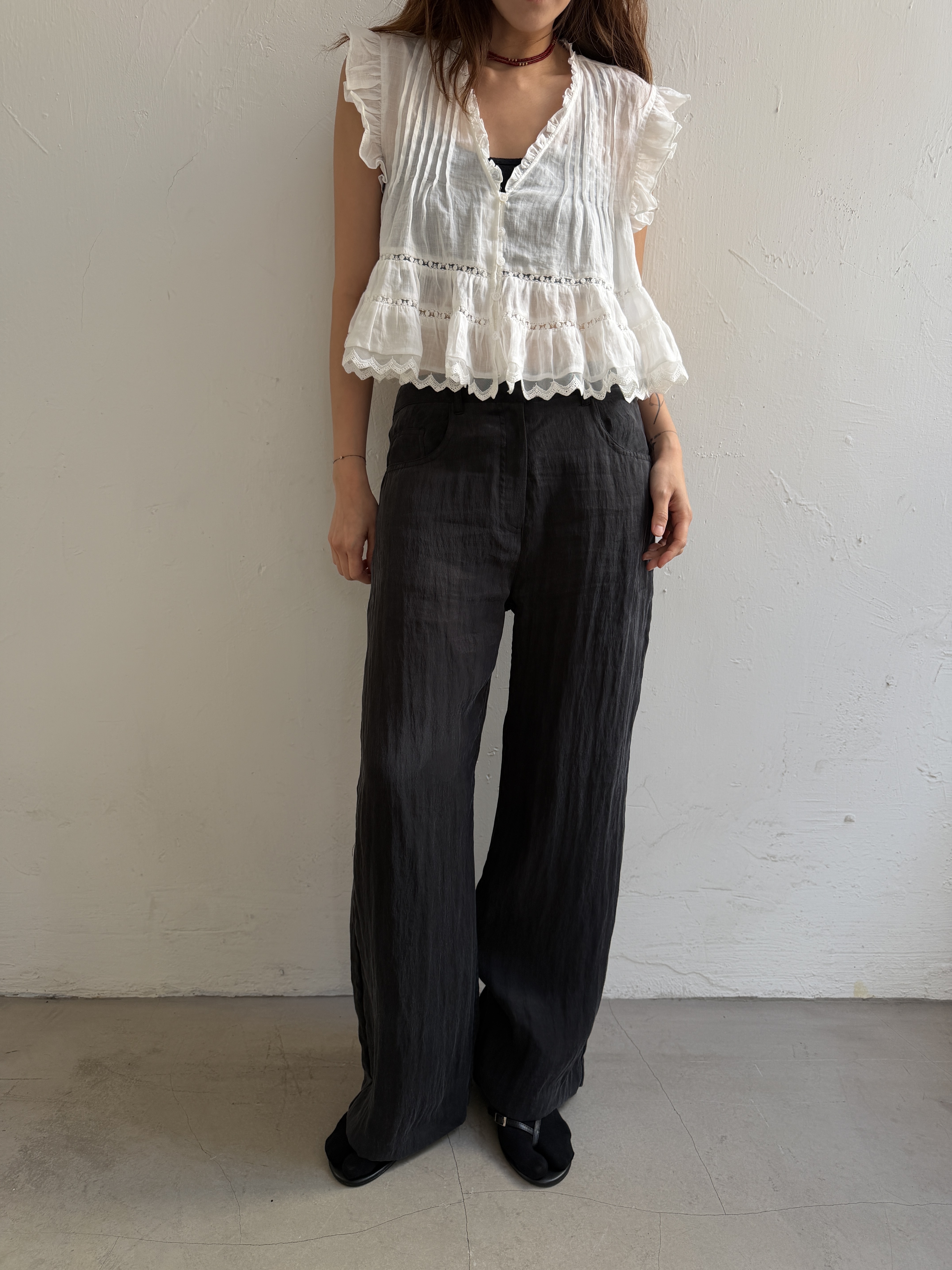 Ruffle crop vest