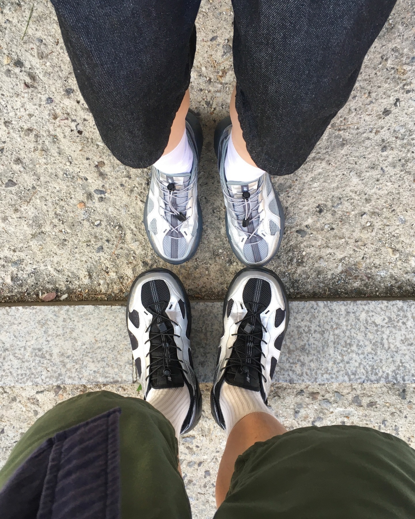 <韓妞新品❤️‍🔥>NEW BALANCE NB KAVE 運動涼鞋 男女鞋 銀灰色
