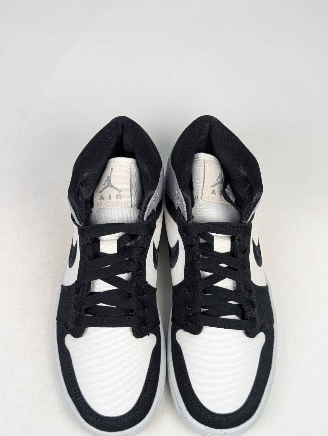 微瑕疵-左腳鞋頭、外側泛黃 DV0427-100/6.5 Air Jordan 1 Mid SE "Canvas" 黑煙灰 帆布 女鞋 男女段