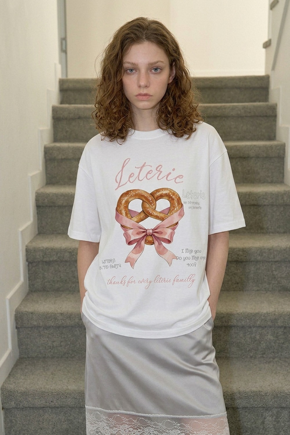 LETERIE｜BAKERY T-SHIRTS_PRETZEL (2colors)