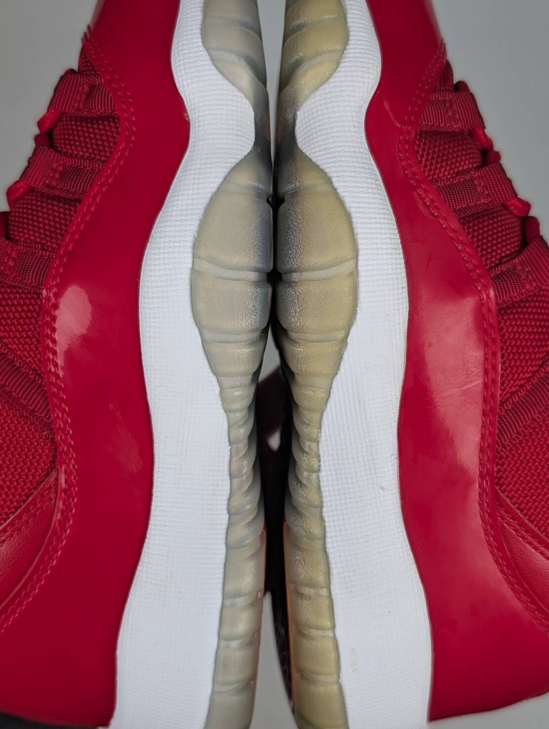 微瑕疵-左右腳鞋底泛黃 378038-623/3.5Y Air Jordan 11 Retro GS Win Like 96 聖誕紅 女鞋