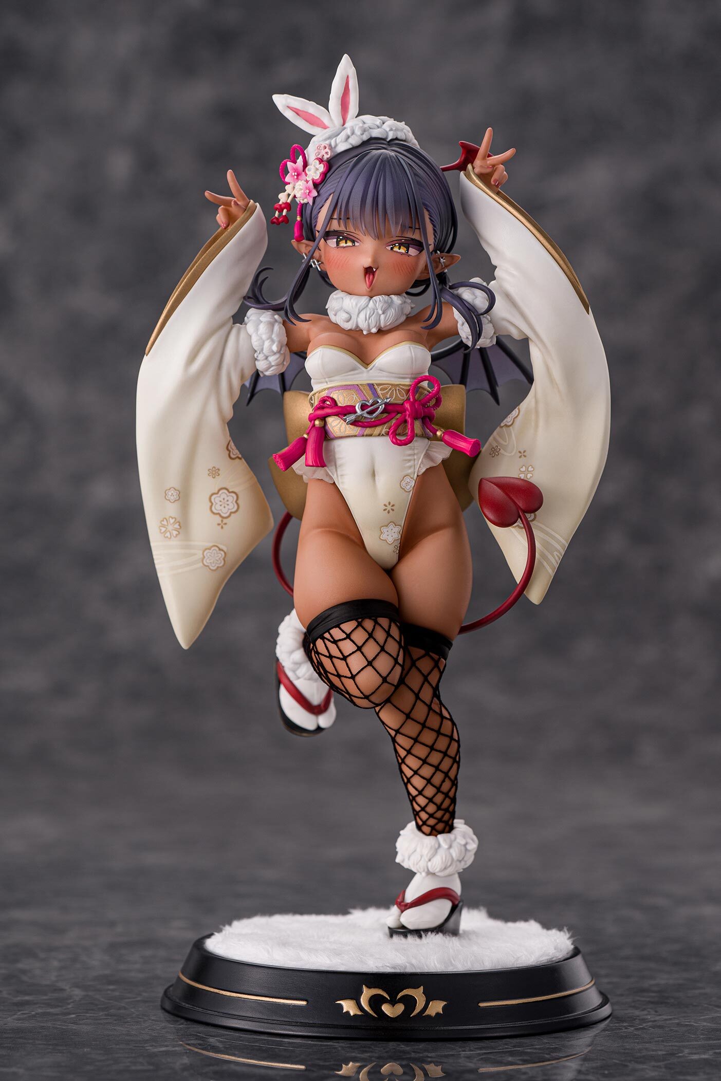 妖姬兔女郎Ver. 1/6 完整手辦