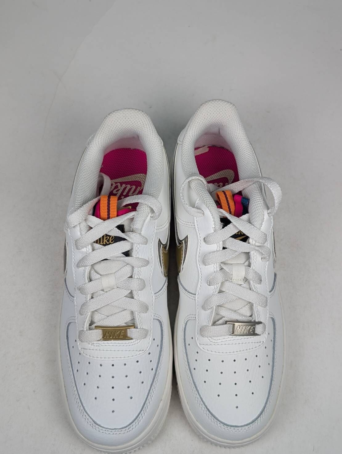 微瑕疵-左右腳鞋面色差&右腳內側中底色差 DH9595-001/6Y Nike Air Force 1 1s Double Up On The Pull Tabs Swooshes 雙層勾勾 米白 金 女款