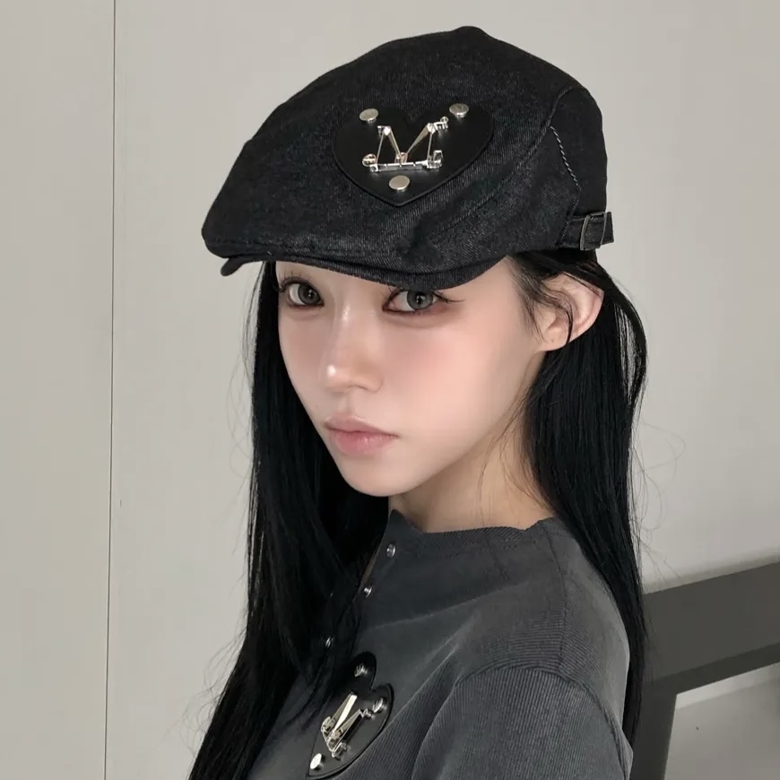 MUCENT 金屬LOGO 心型貼片 牛仔 小偷帽 鴨舌帽