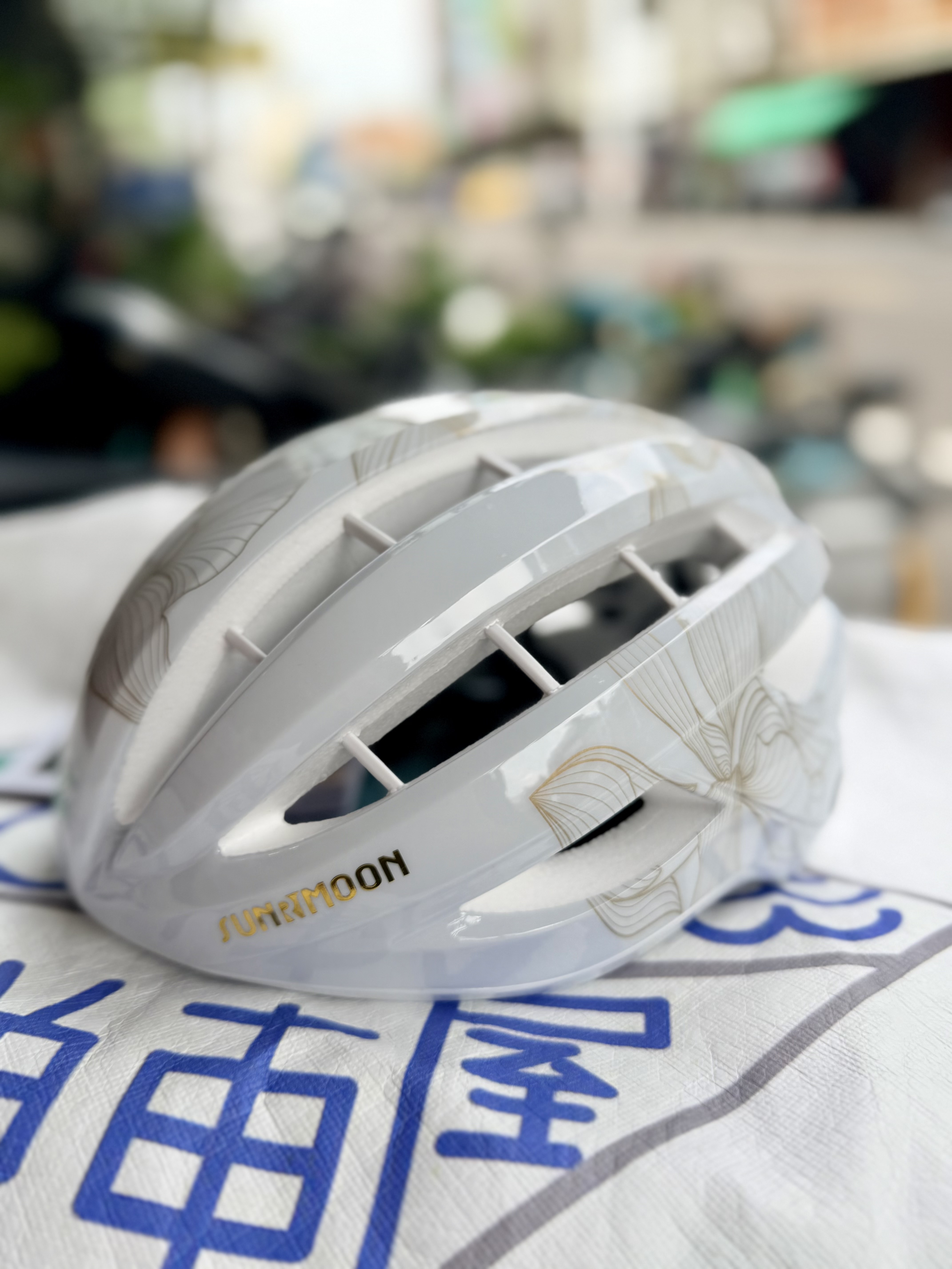 台灣公司貨有商品檢驗 森瑞夢 SUNRIMOON 單車安全帽 磁扣 CS-57 Alien 艾利恩 白玉蘭