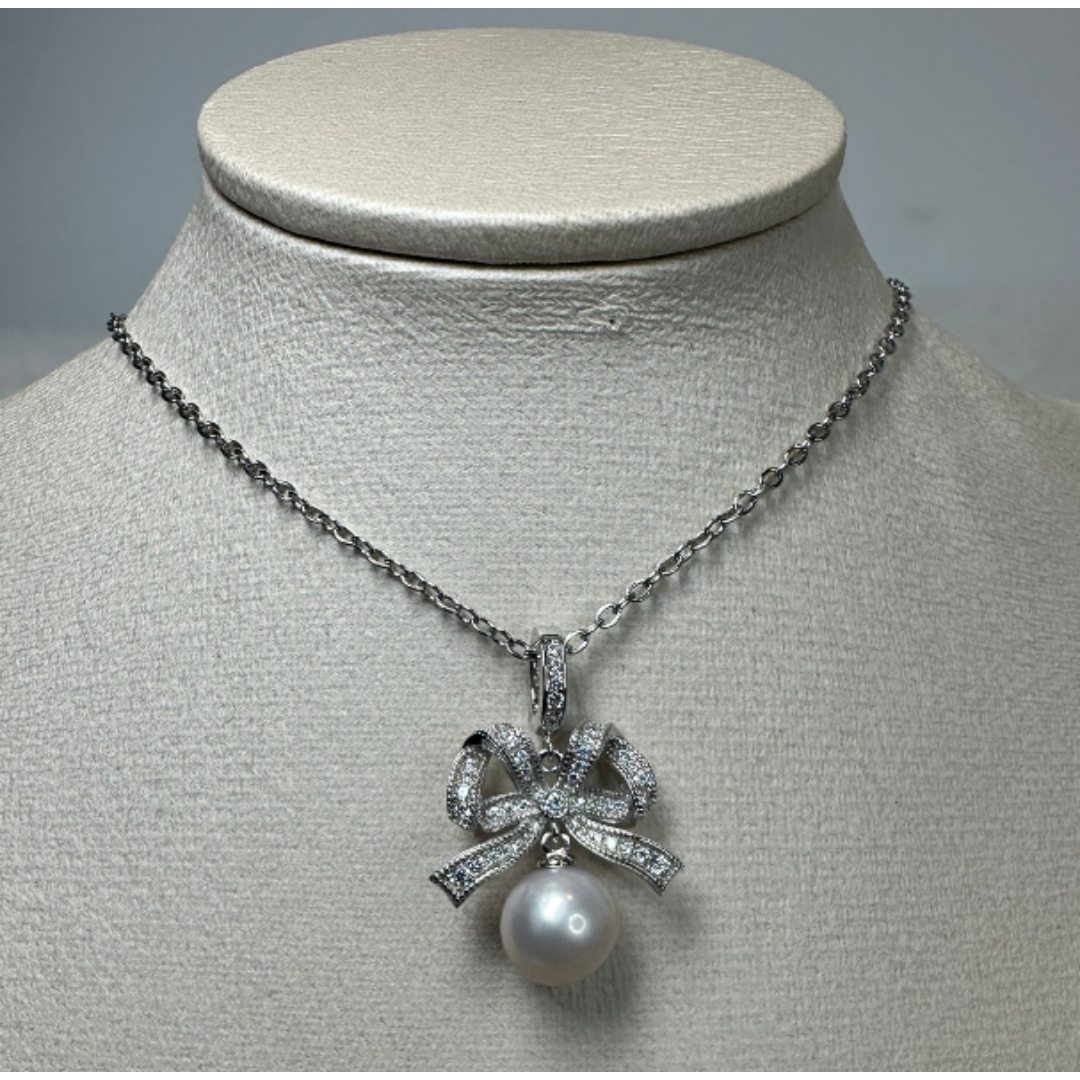HKAG0502-021 日本AKOYA 近圓海水珍珠頸鏈 蝴蝶結款 (鍍彩銀) (銀) 粉光 8.5MM UP (A21)