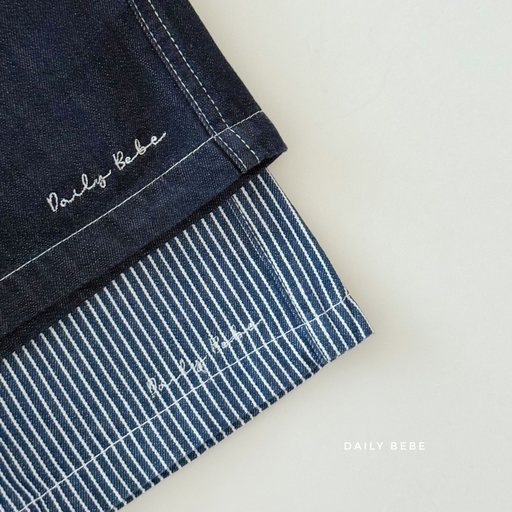 90-150 DB刺繡牛仔短褲 2色
