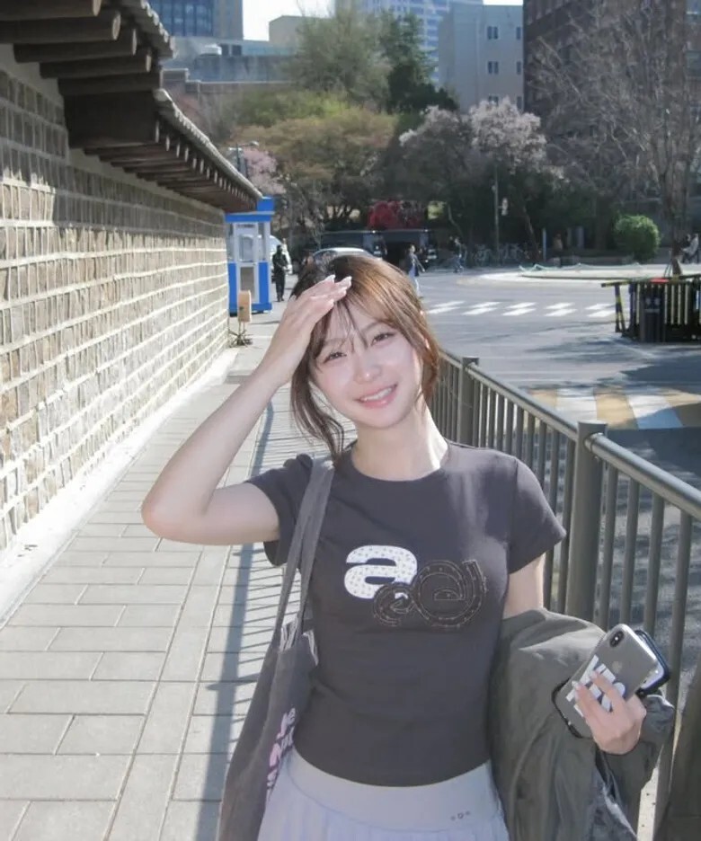 aeae APPLIQUE FLOWER LOGO 短袖上衣 5色