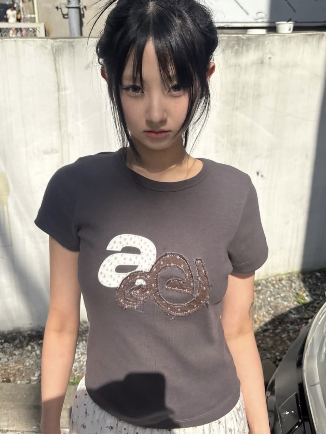aeae APPLIQUE FLOWER LOGO 短袖上衣 5色