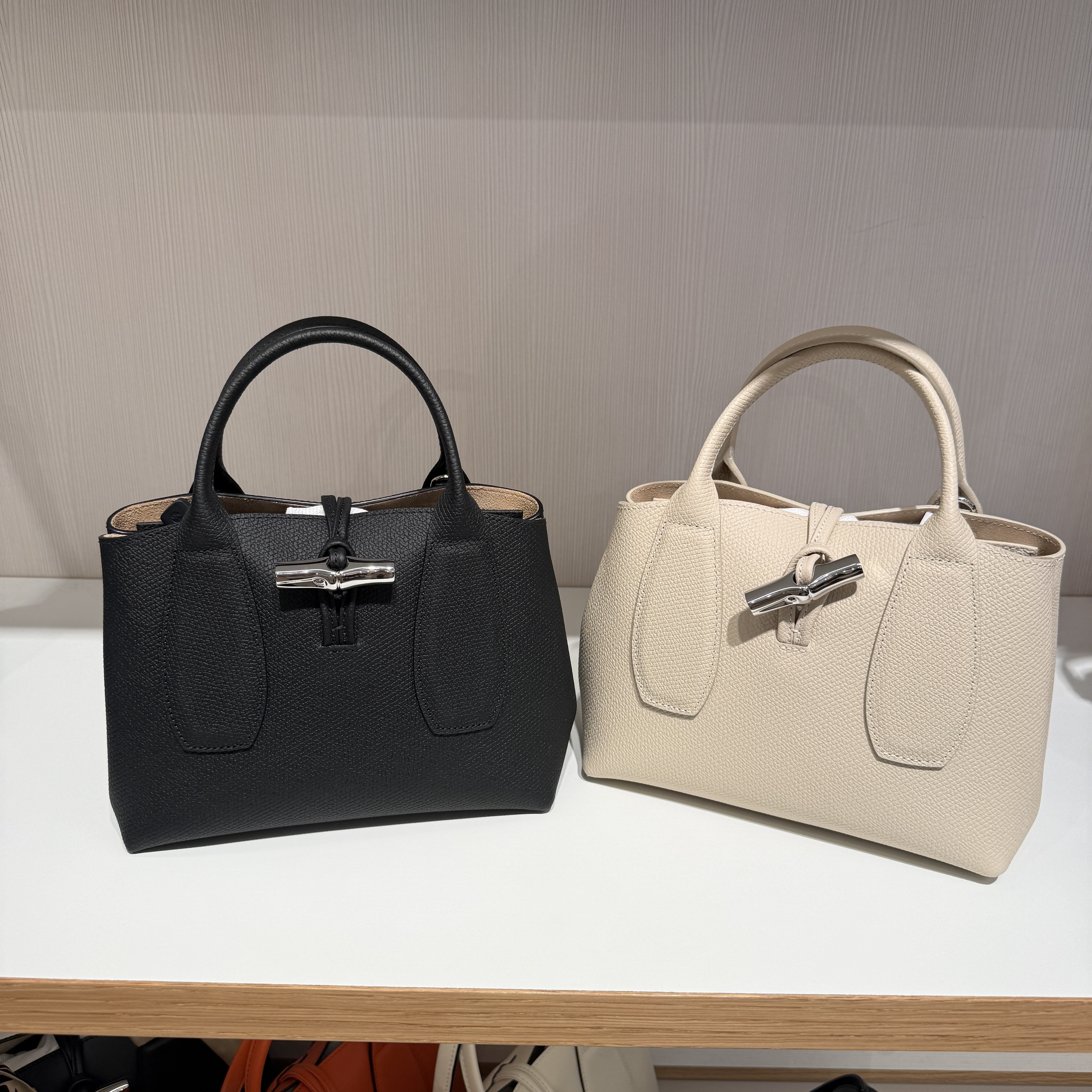 Longchamp  Le Roseau leather bag 10095 black ivory 24cm