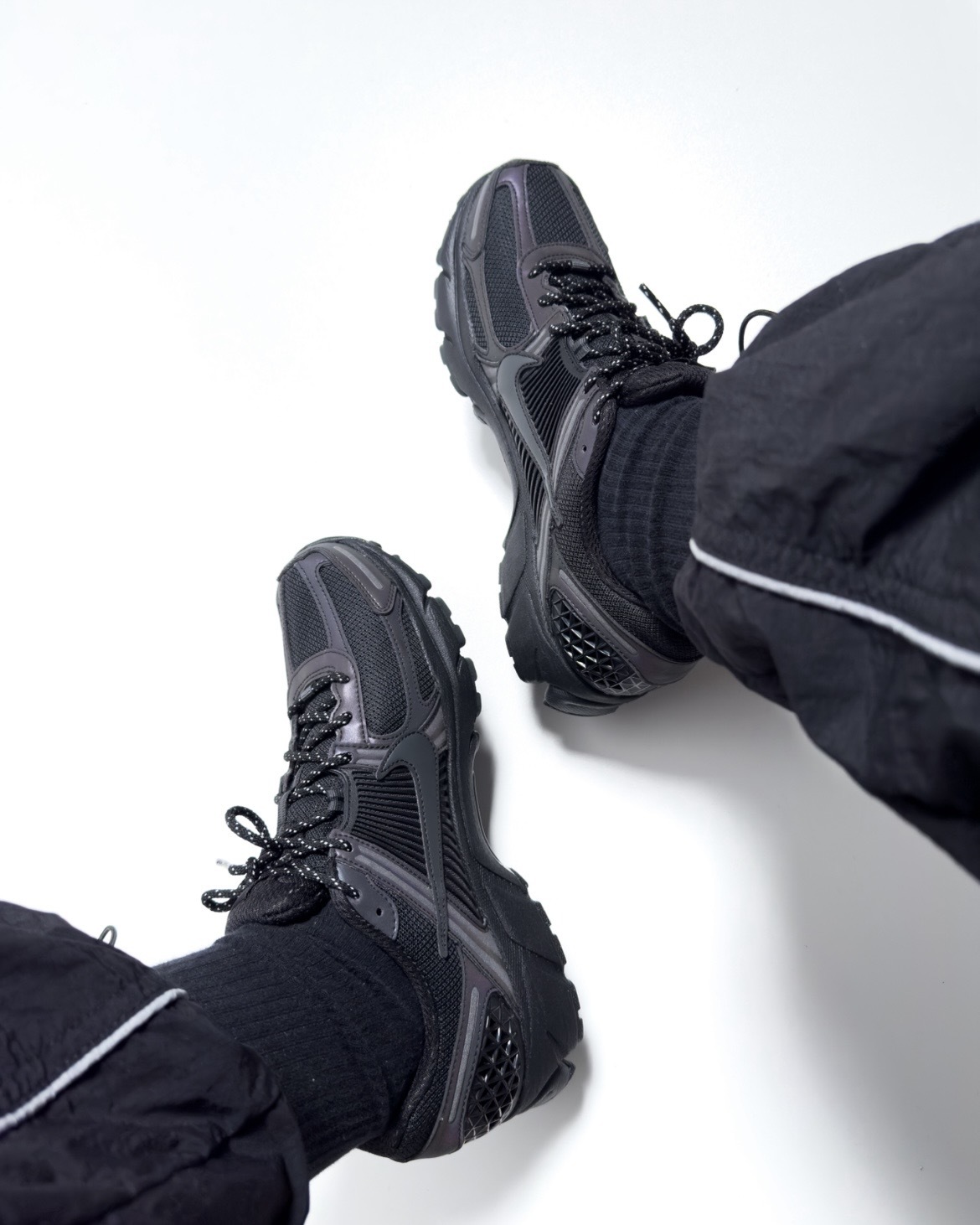 (預訂) Nike Zoom Vomero 5 - Black Reflective