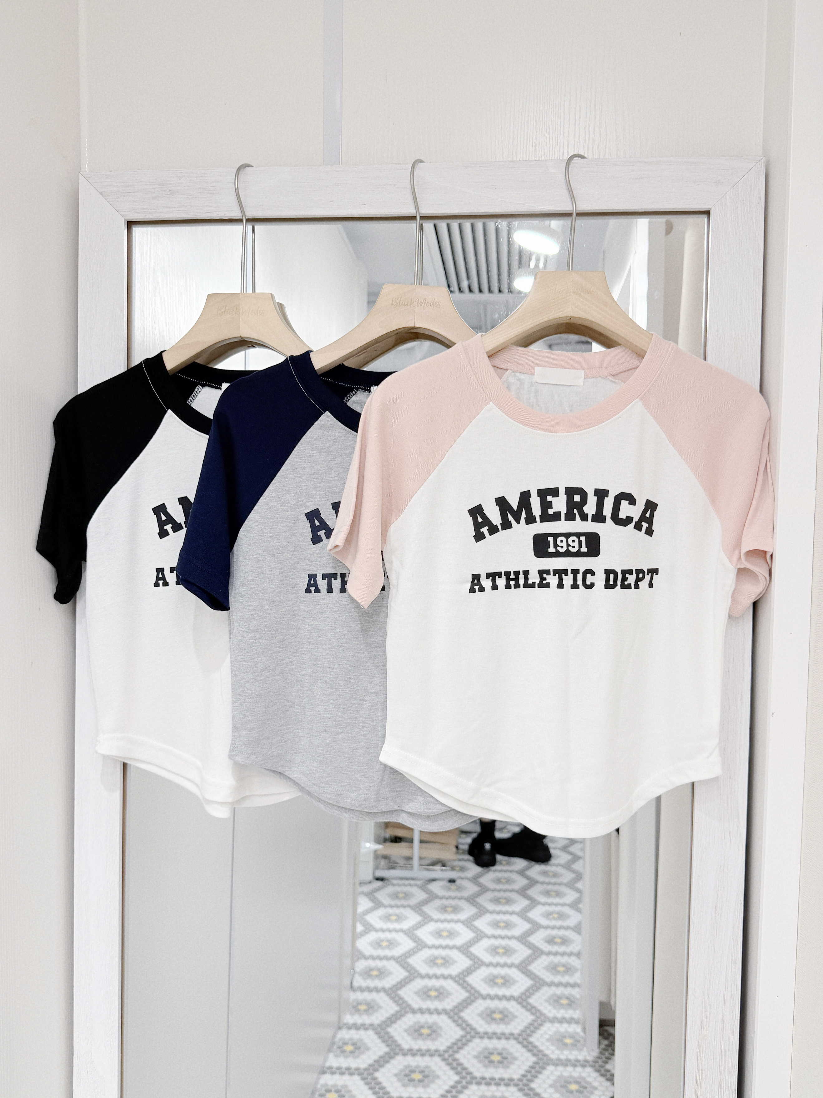 T1486｜牛角袖拼色修腰 AMERICA 1991 TEE