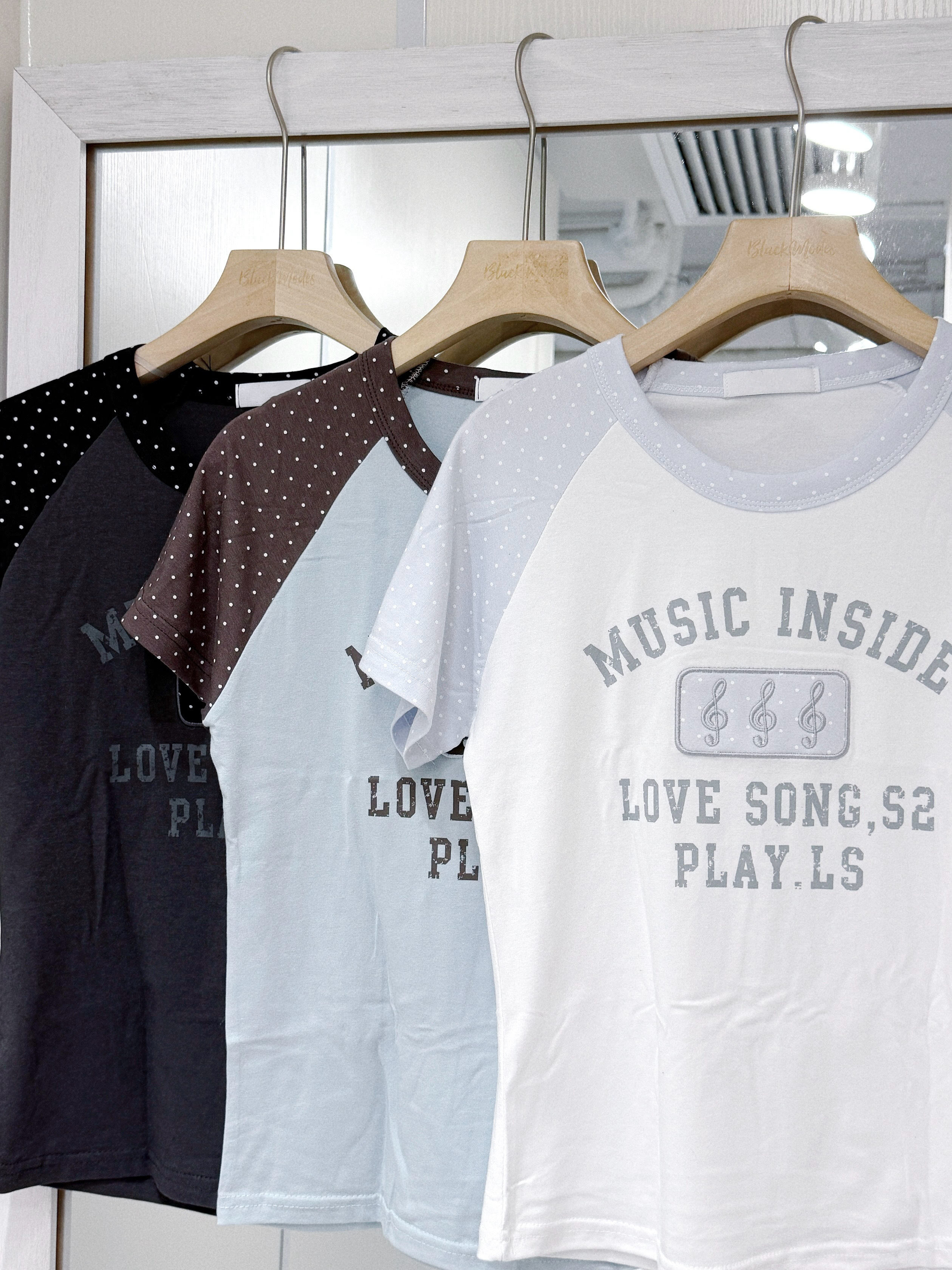 T1480｜韓系古早味波點牛角拼色MUSIC INSIDE TEE ‧₊˚♪ 𝄞₊˚⊹