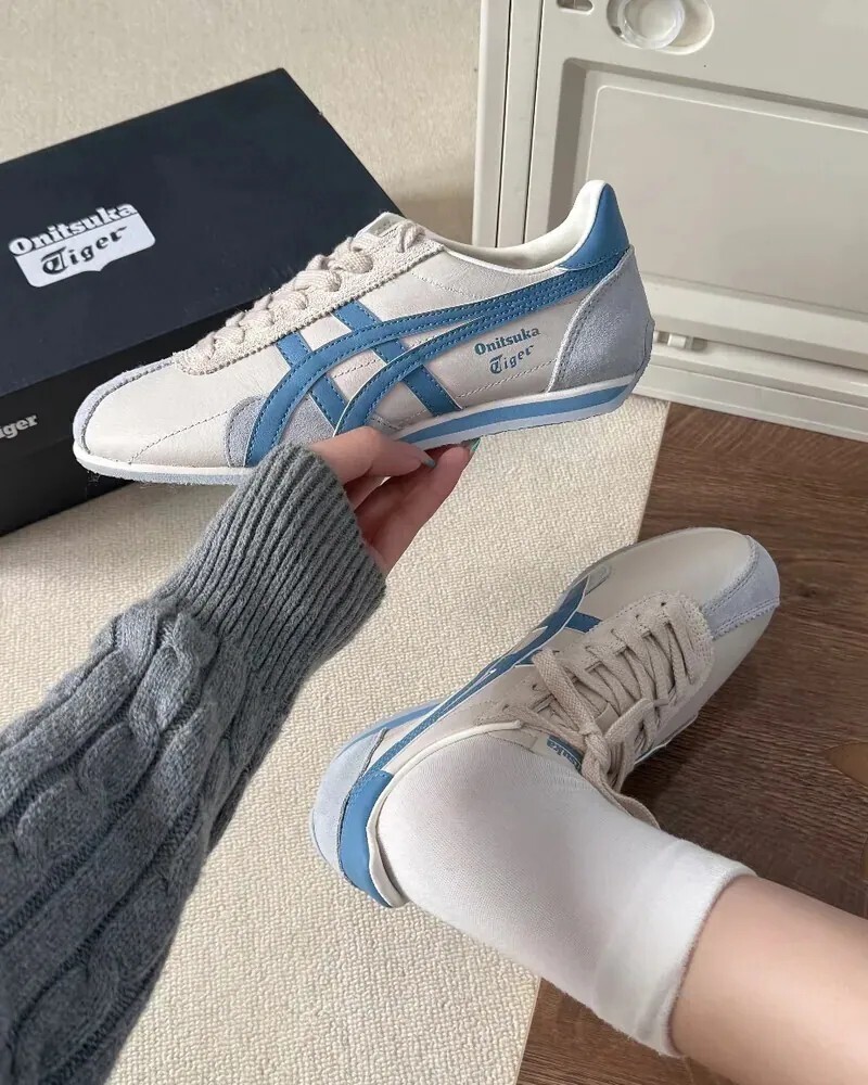 <撿便宜囉> NG-Onitsuka Tiger Runspark 海鹽藍白