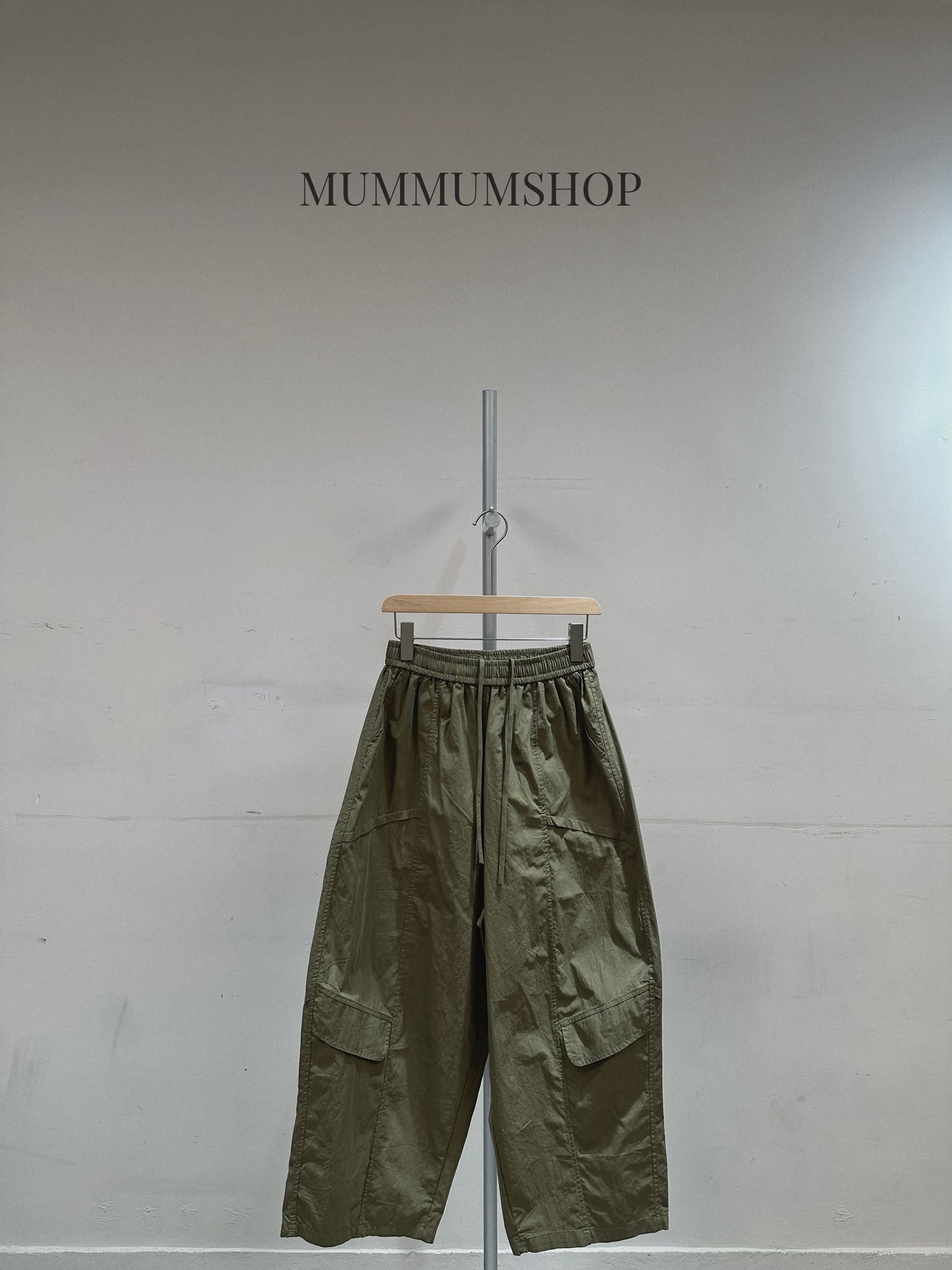 03737a/特色低袋工裝闊腳褲 26-41/45/36