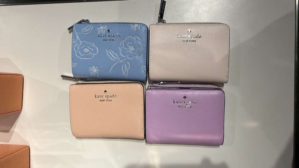 YV036 Kate Spade LOGO拉鏈短銀包 12X9CM