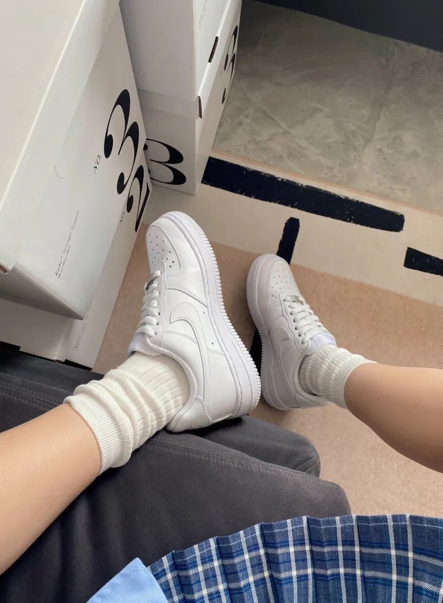 <撿便宜囉> NG-Nike Air Force 1 經典全白 女鞋