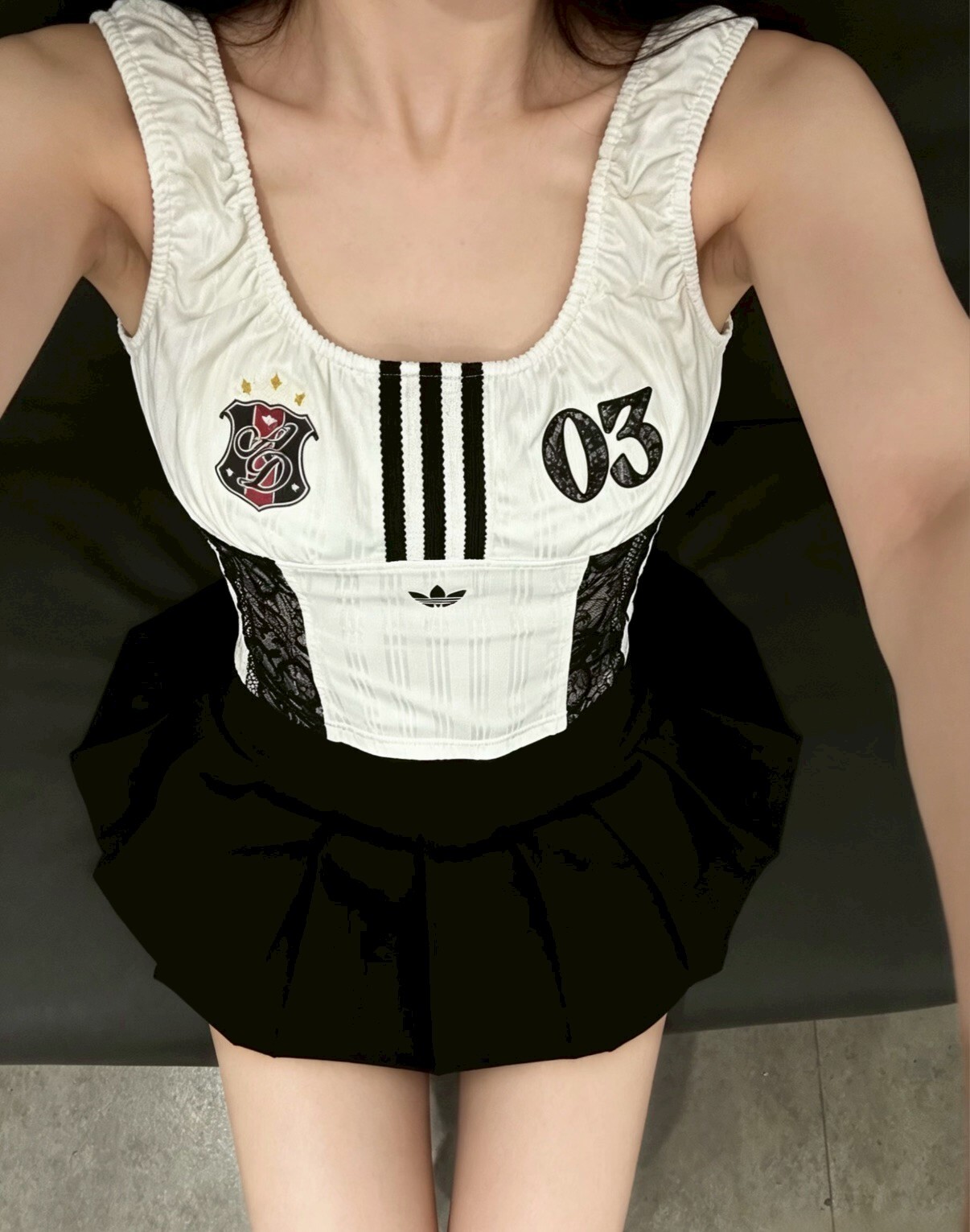 【Luxury】 ADIDAS ORIGINALS 復古條紋 蕾絲側邊 修身 顯瘦 圓領 無袖 賽車 港風 運動背心  女款 酒紅 白 KU4751 KU4750