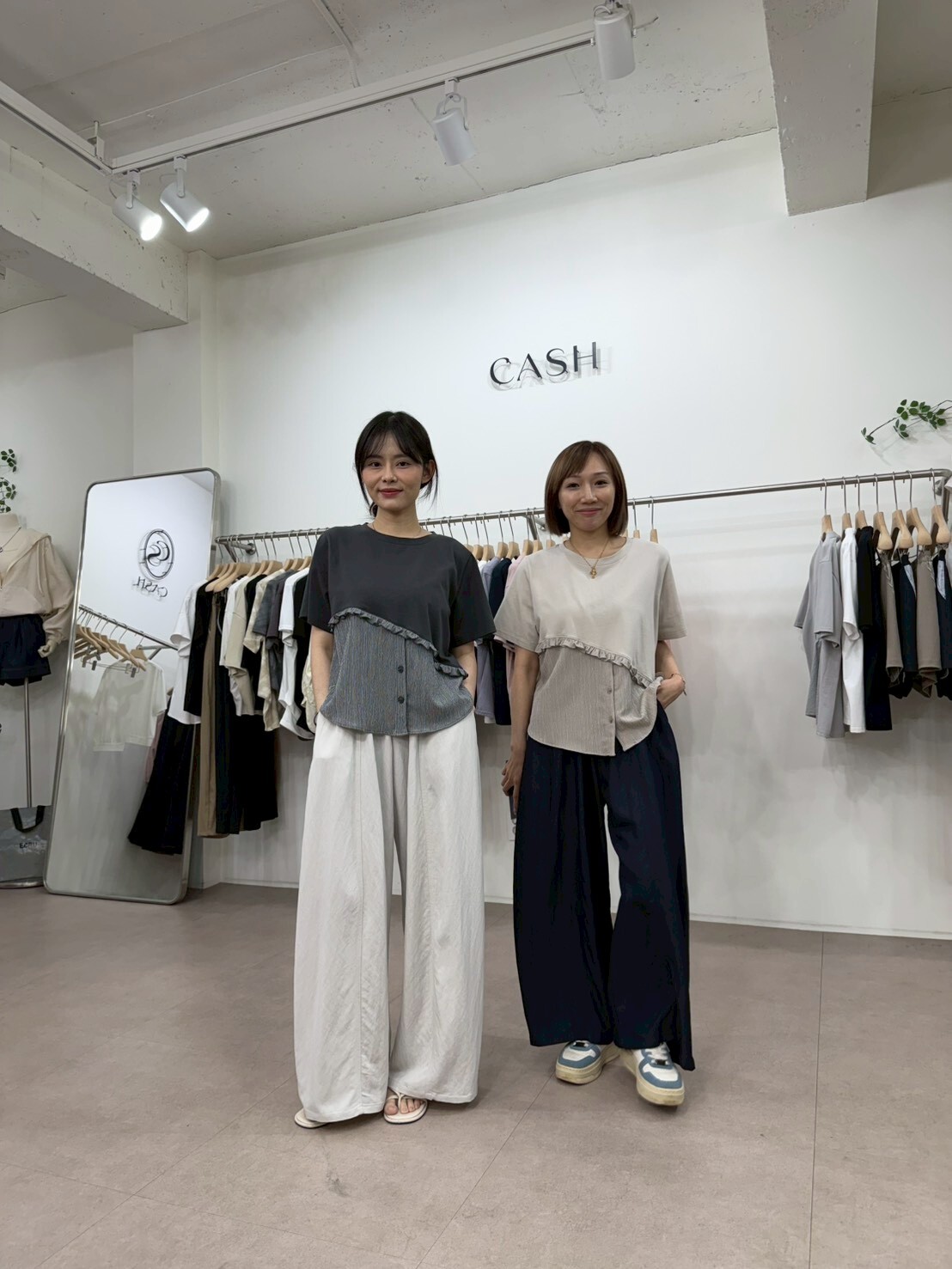 CA6115 荷葉邊層次感拼接Tee