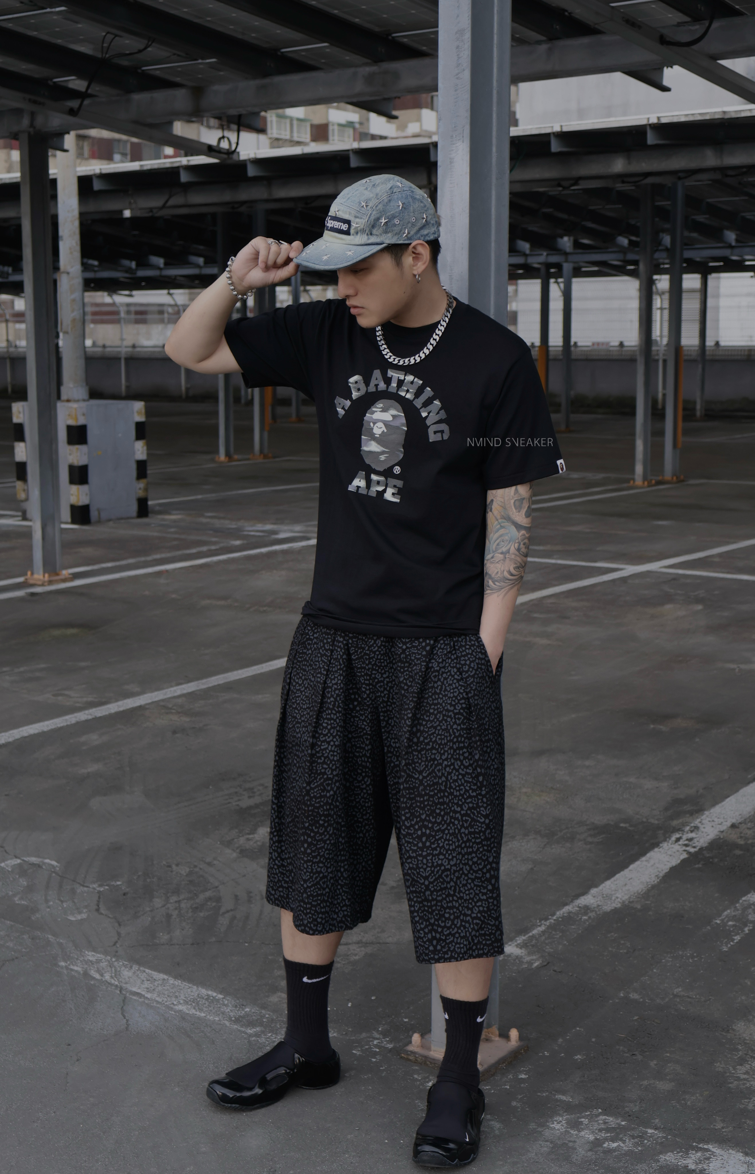 <快速出貨> BAPE 經典猿人頭 迷彩LOGO 短踢