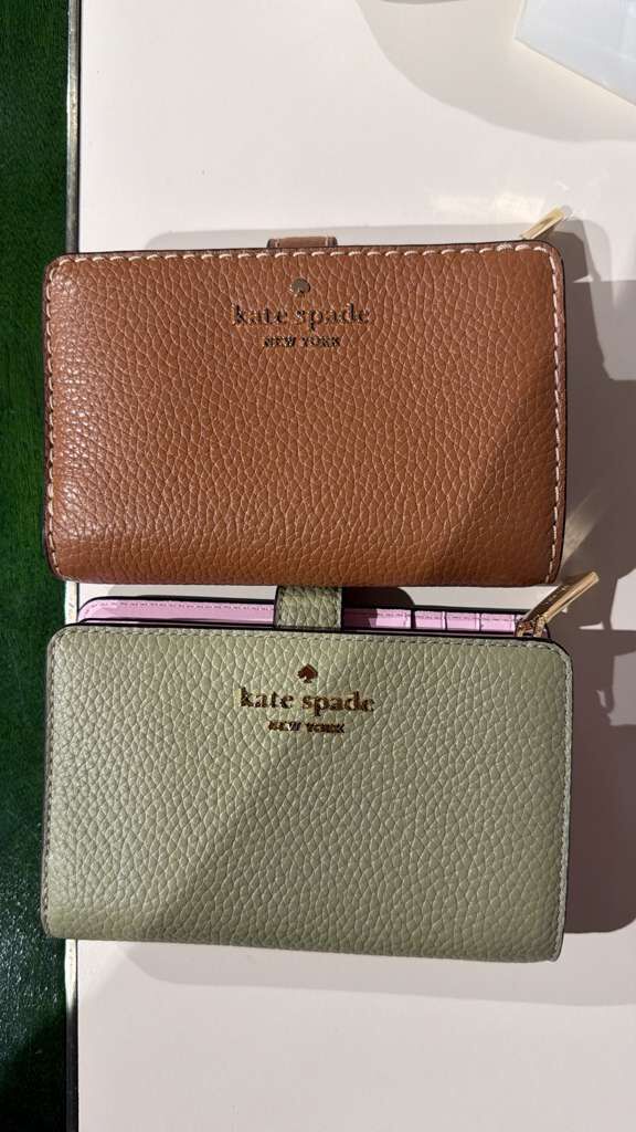YV015 Kate Spade LOGO啪扣拉鏈中銀包