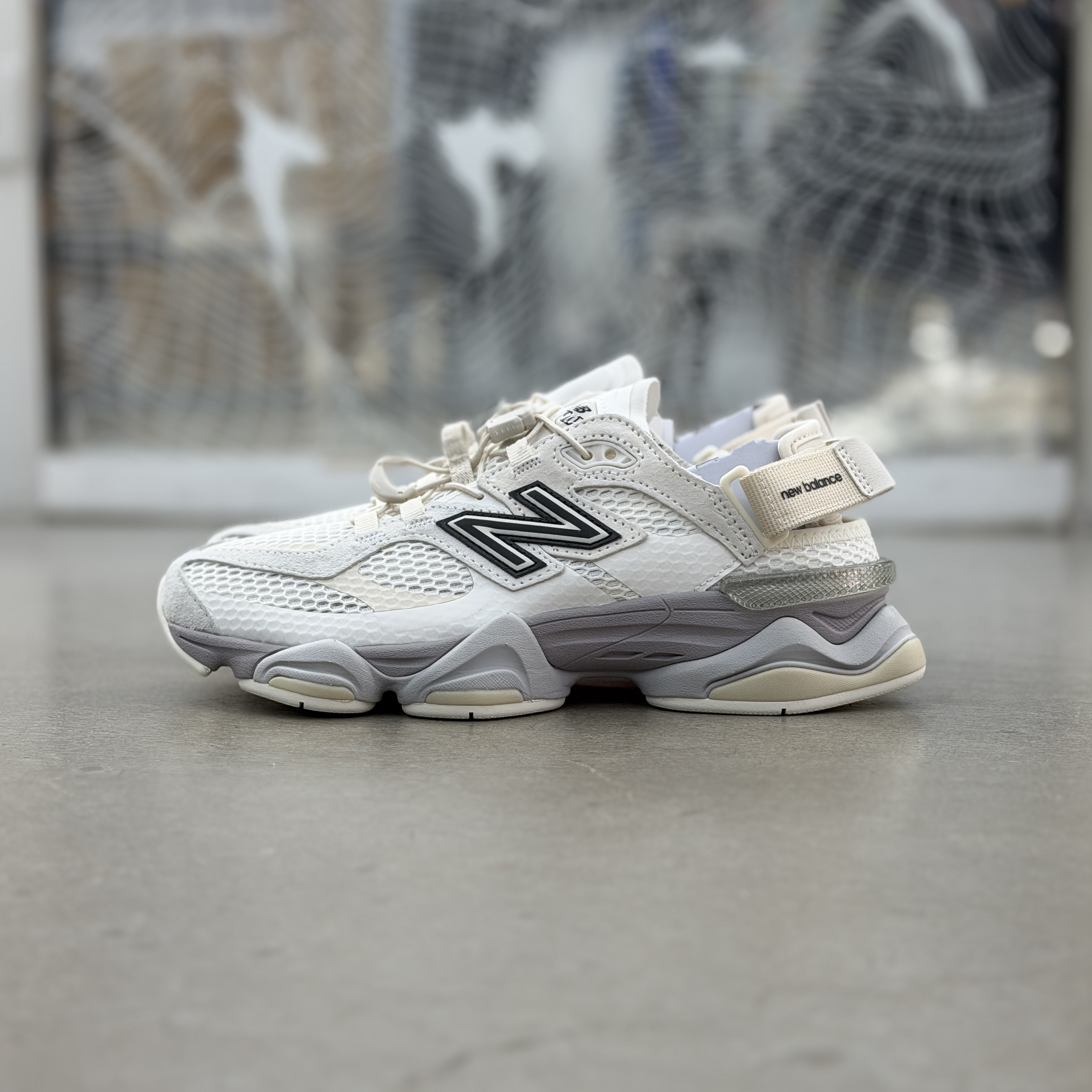 New Balance U90609IH