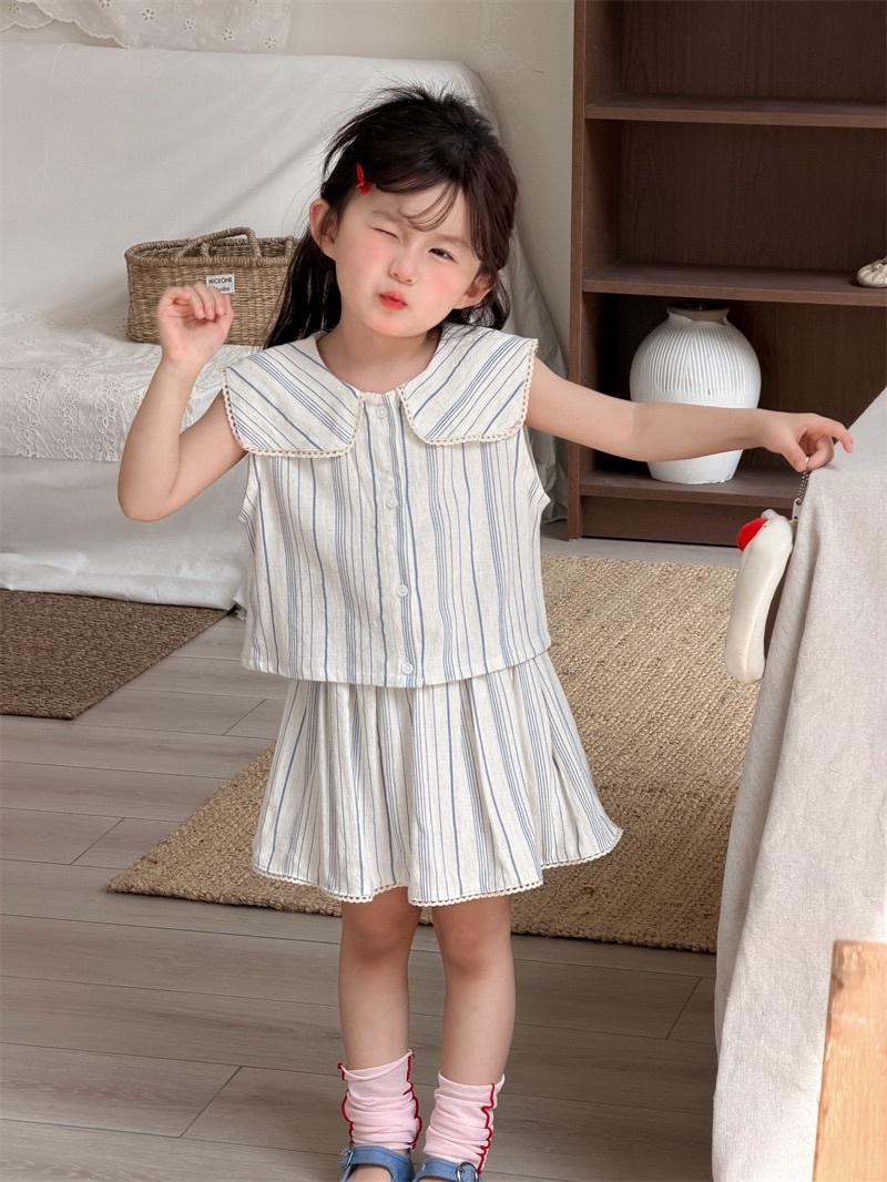 直條花邊裙子套裝