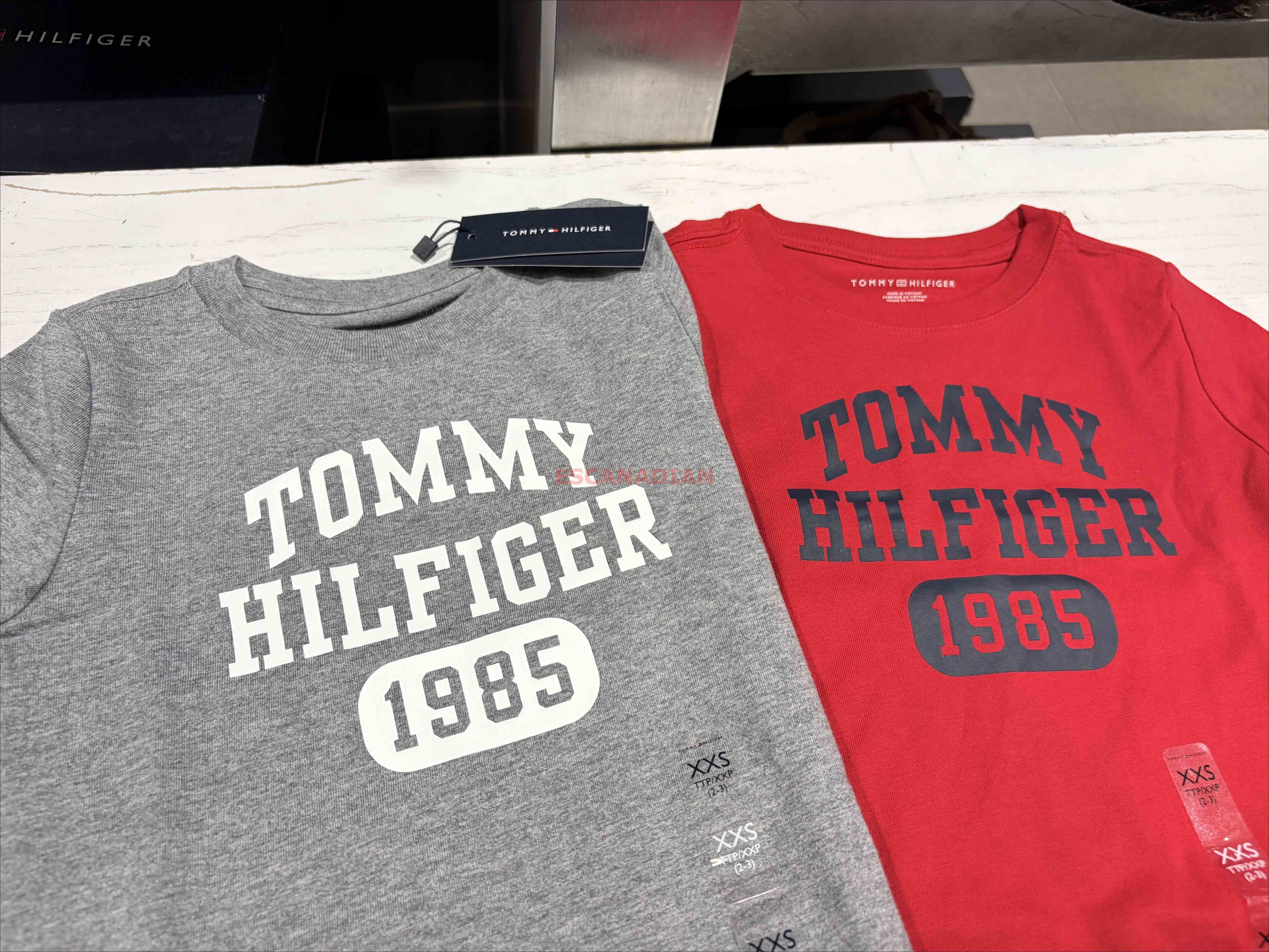 TOMMY 男大童 字樣 短TEE (2色)